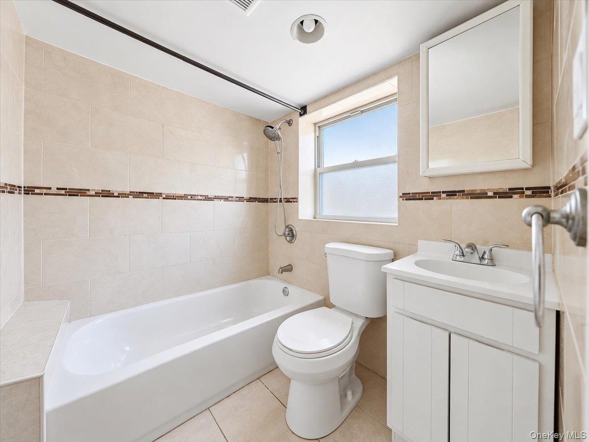 445 S 8th Avenue – For Sale photo 9