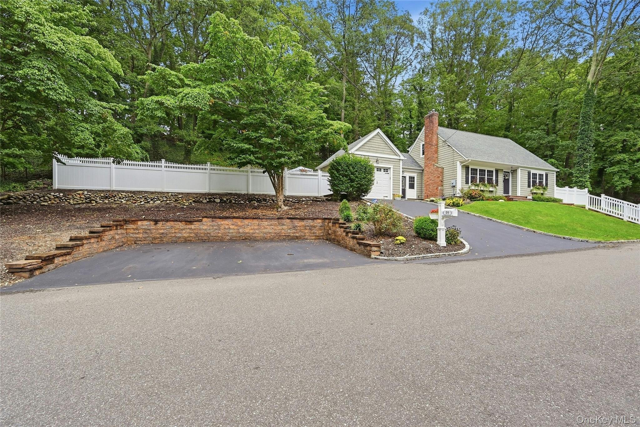 29 Harrison Drive – For Sale photo 2