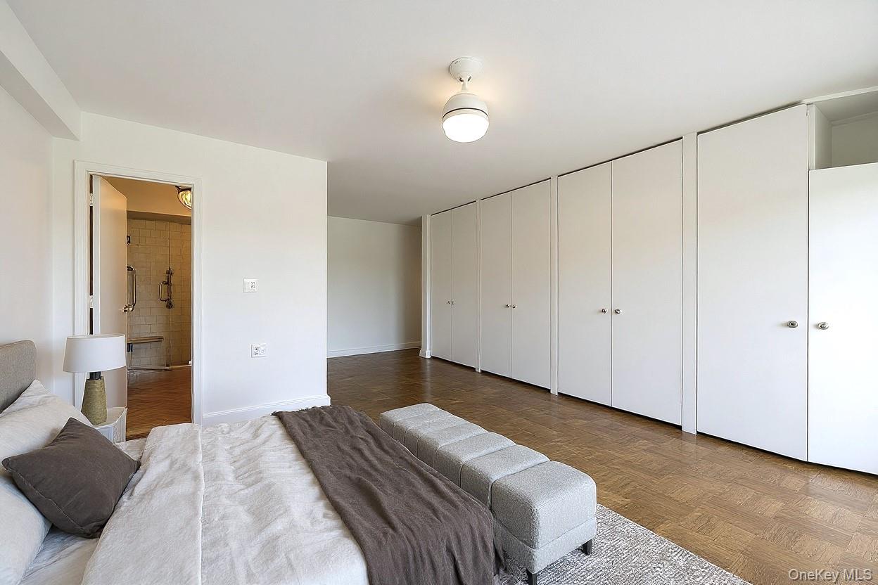 166-25 Powells Cove Boulevard, Unit 3F photo 15