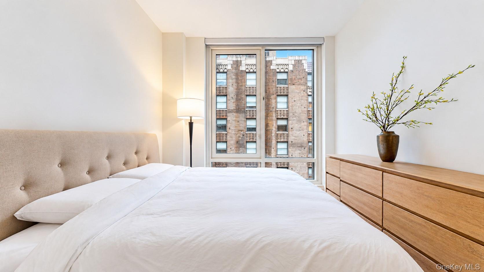 135 E 47TH Street, Unit 22F photo 22