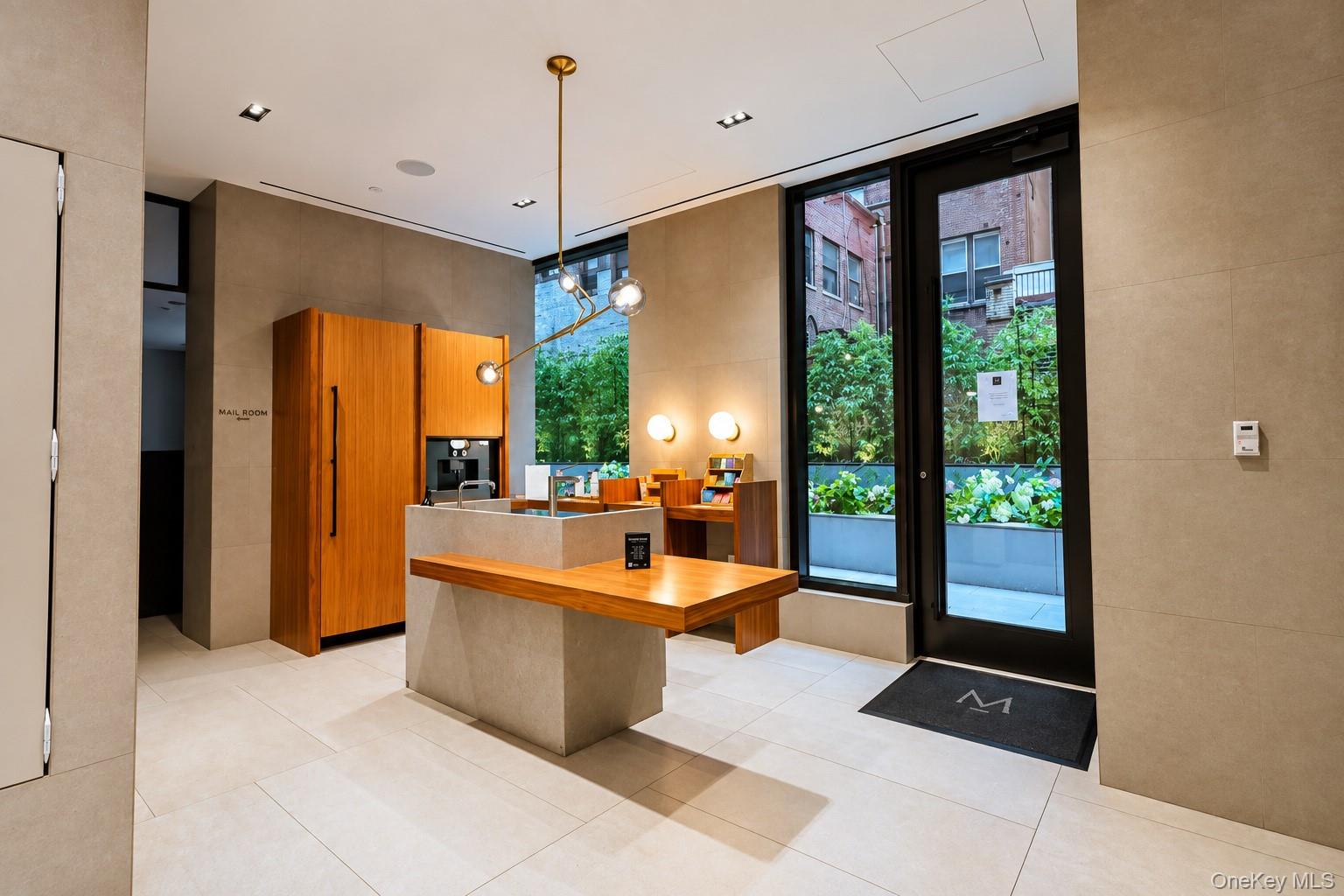 135 E 47TH Street, Unit 22F photo 34