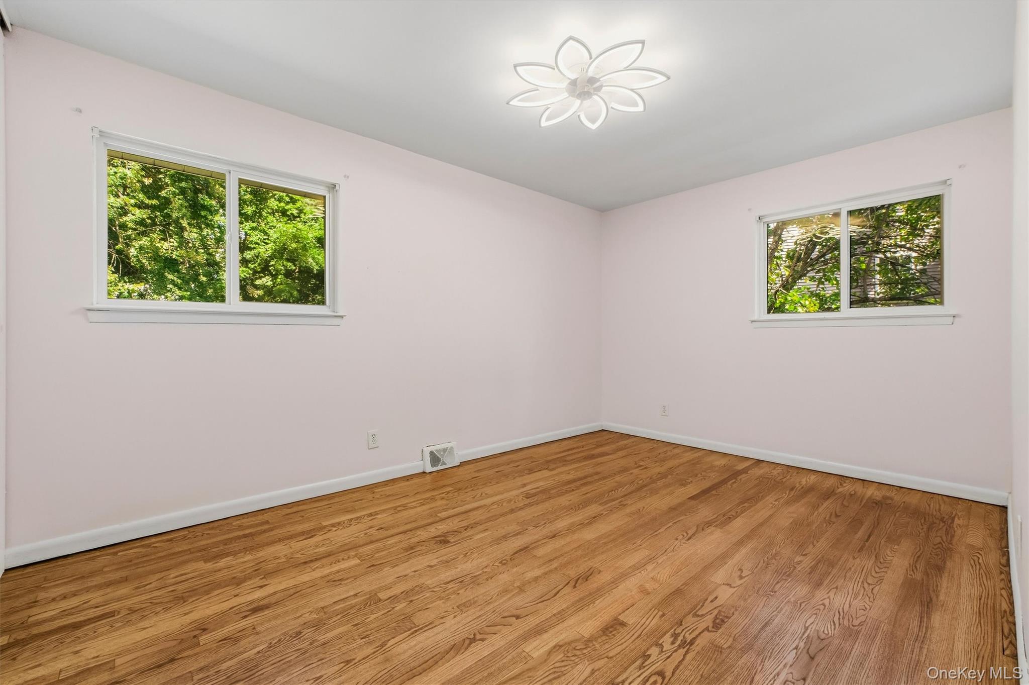 29 Cumberland Road – For Sale photo 13