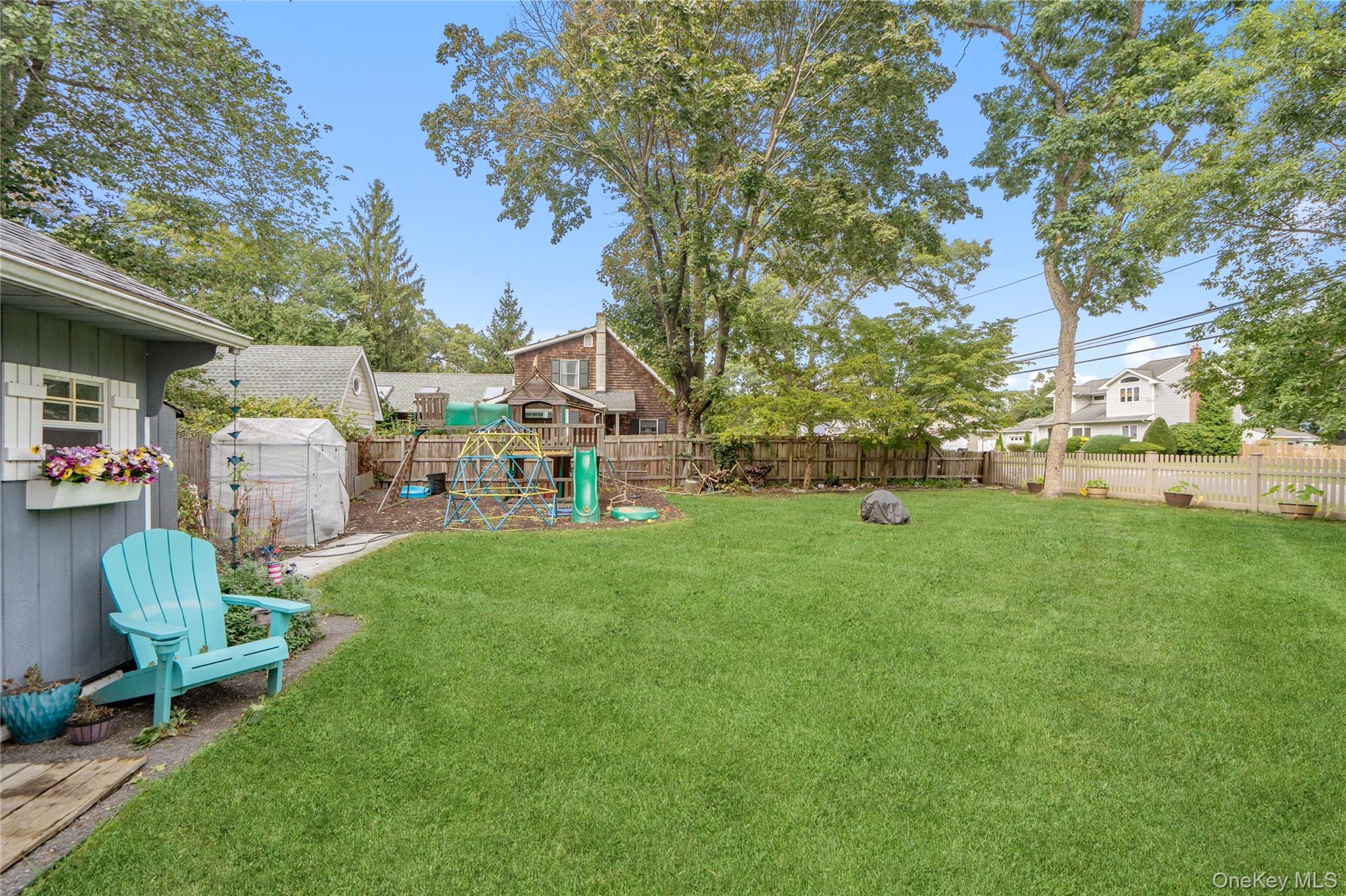 84 Tower Street – For Sale photo 41
