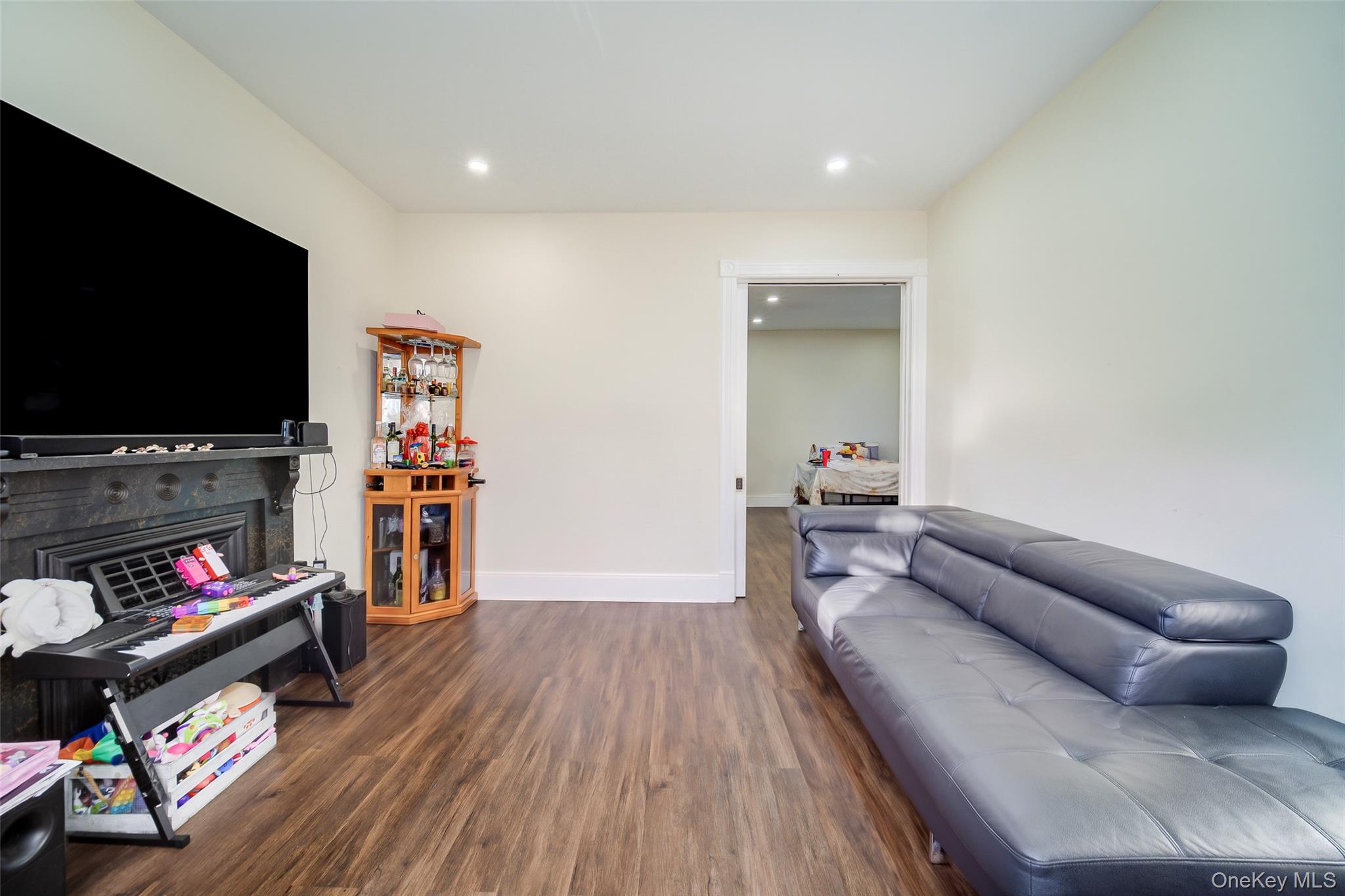 18 Harrison Street – For Sale photo 11