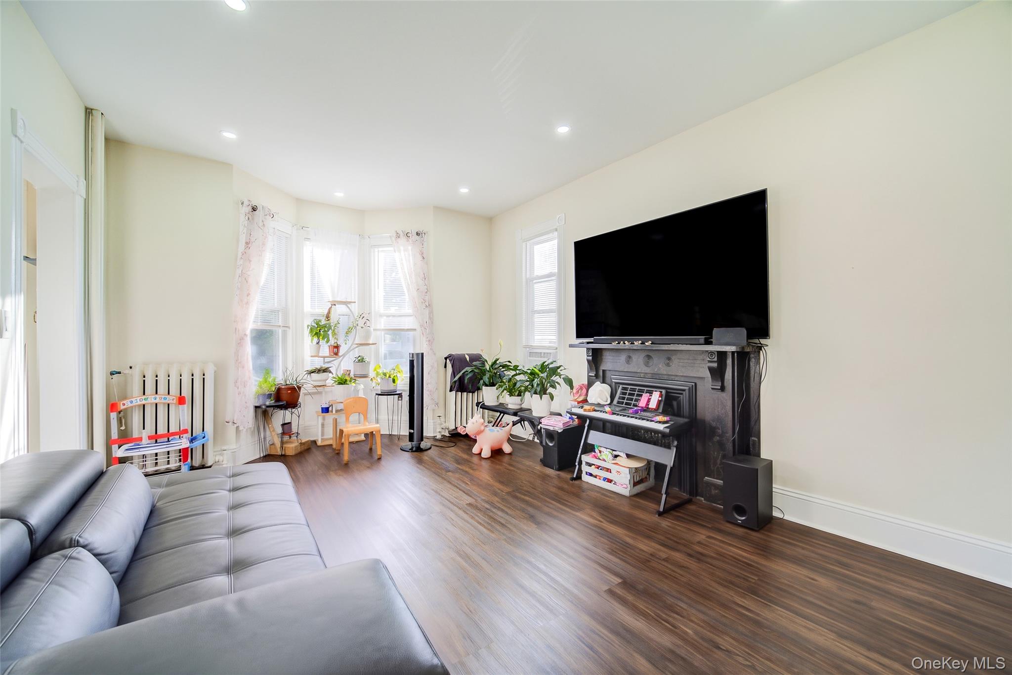 18 Harrison Street – For Sale photo 10