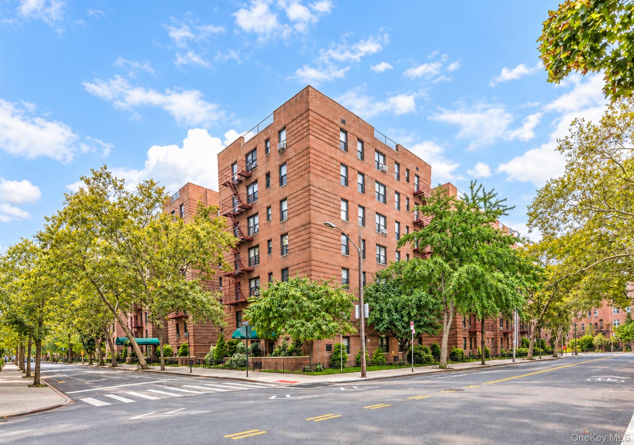 61 Oliver Street, Unit 4D photo 5