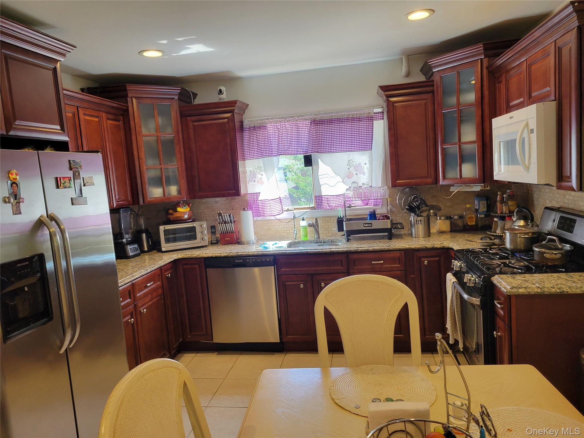 1053 Martinstein Avenue – For Sale photo 2