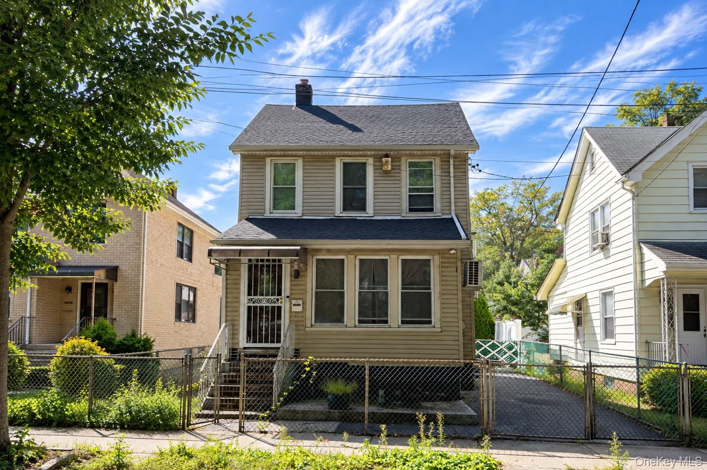 160-30 76th Road – For Sale