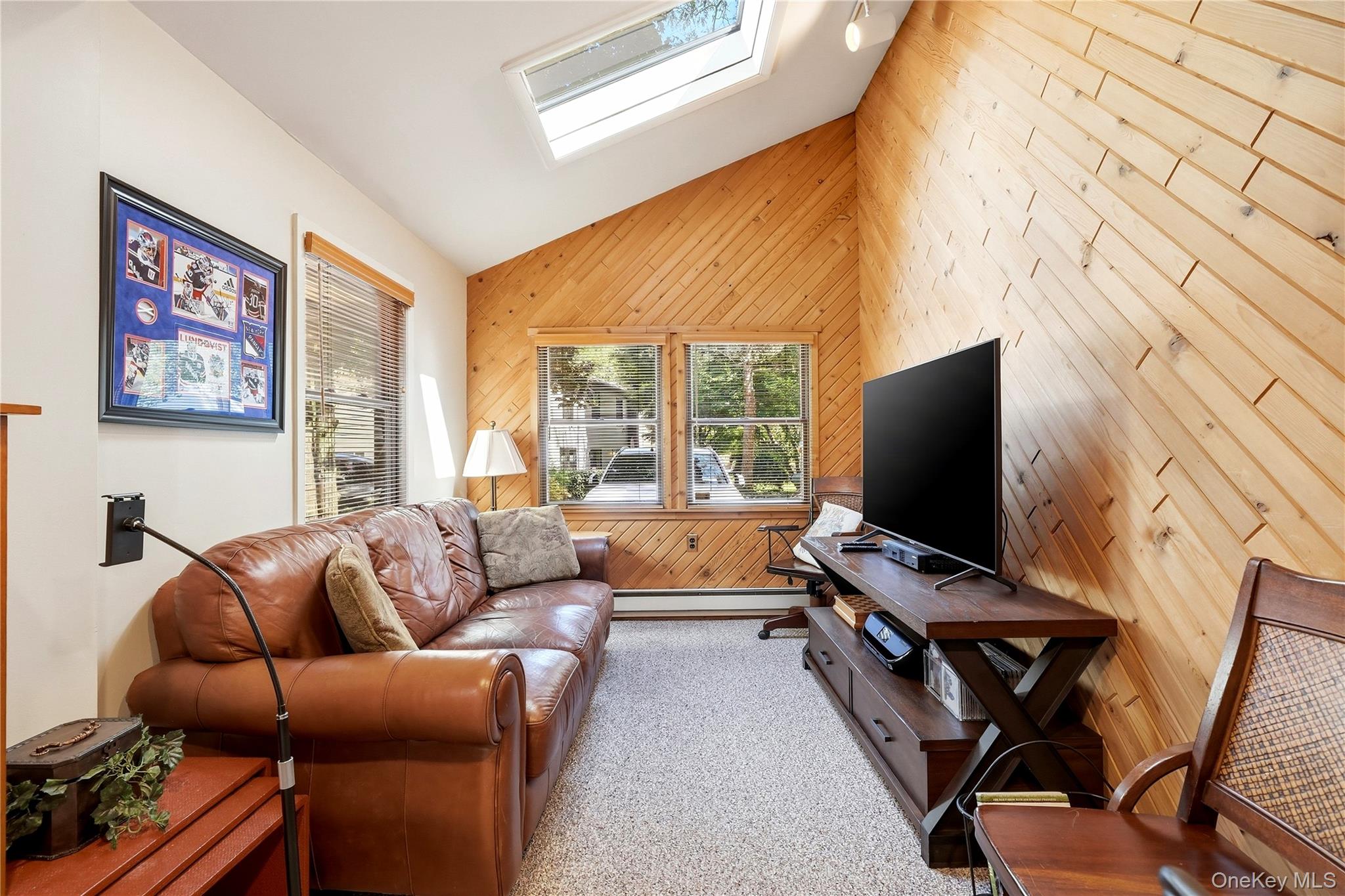 28 Hampton Court – For Rent photo 18