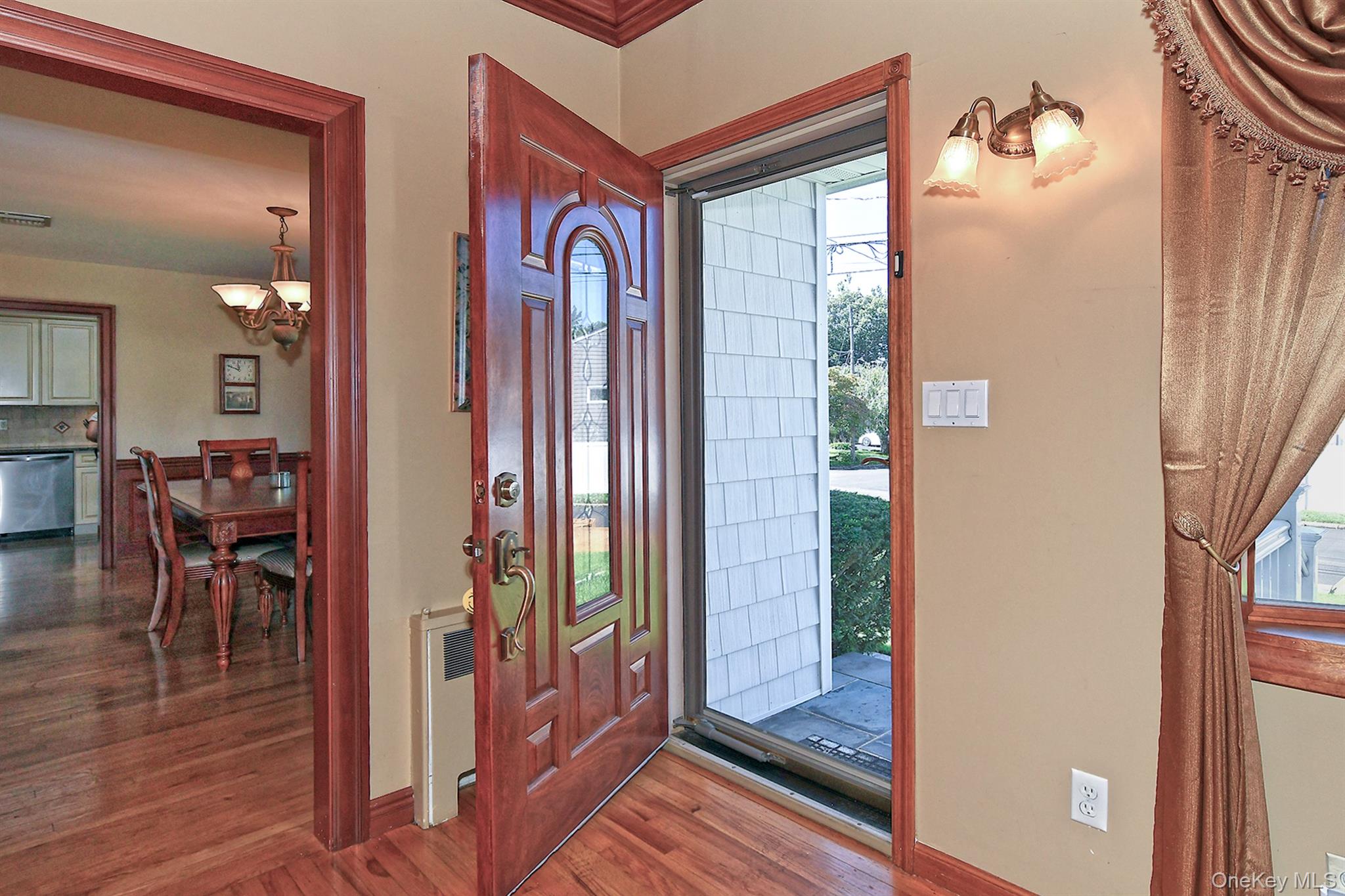 19 Court Drive – For Sale photo 4