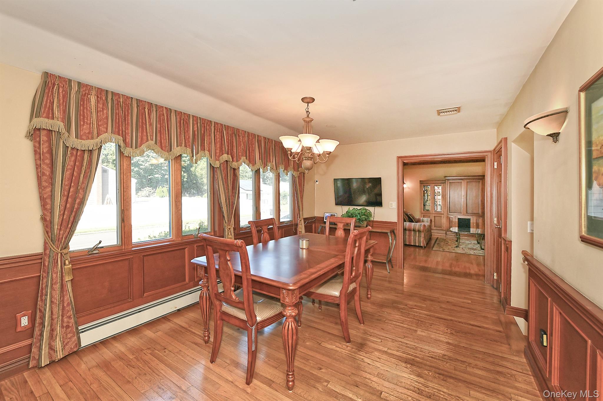19 Court Drive – For Sale photo 7