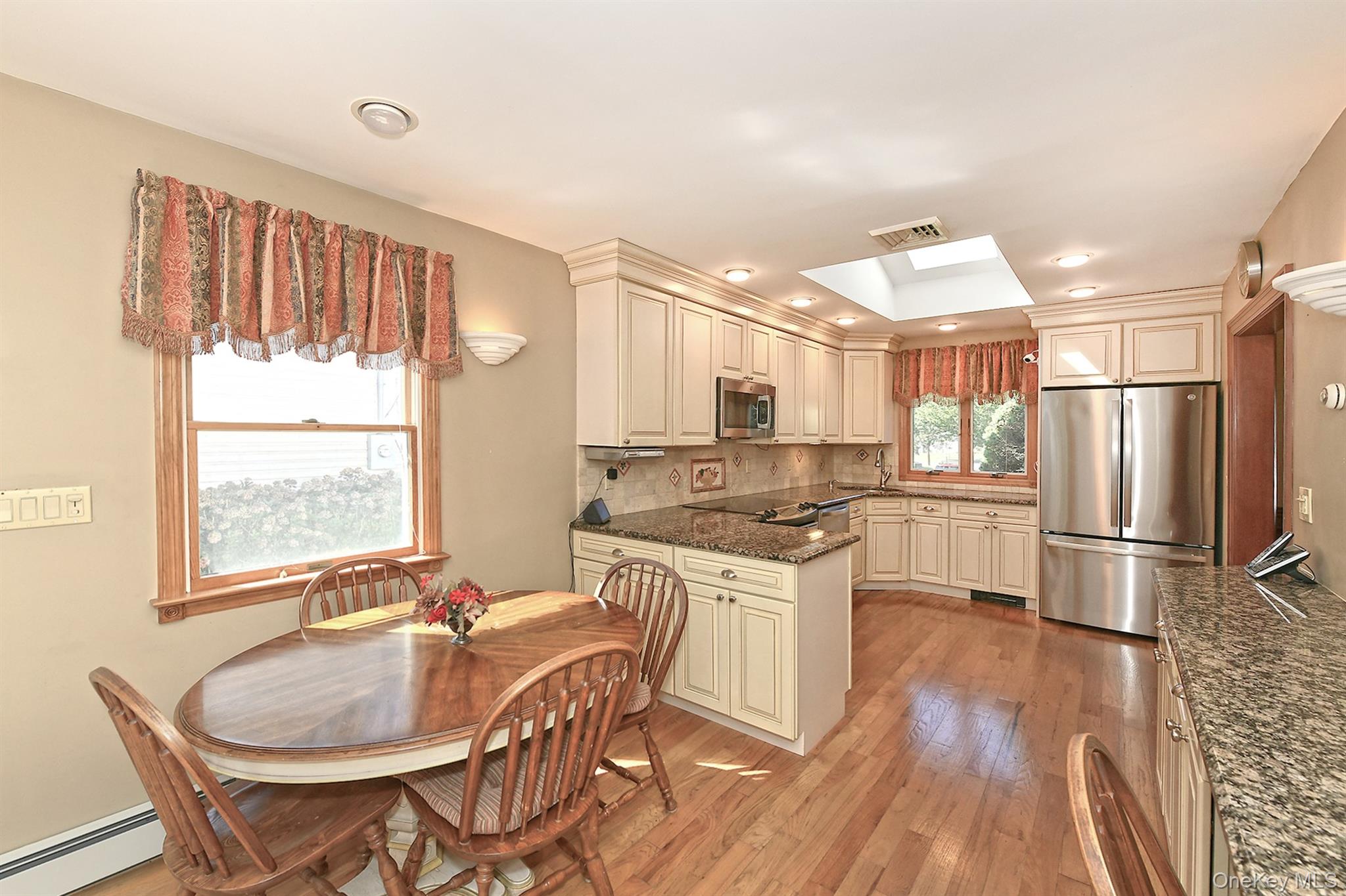 19 Court Drive – For Sale photo 12