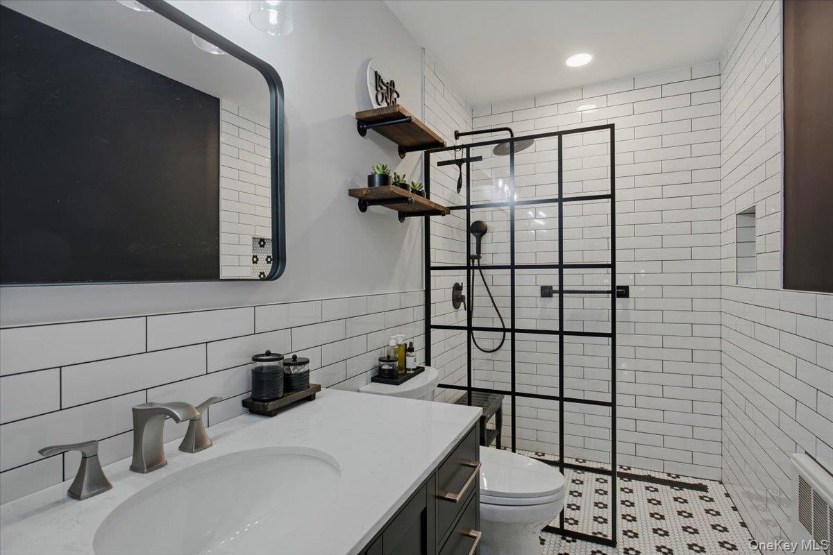 3494 Overlook Avenue – For Sale photo 21