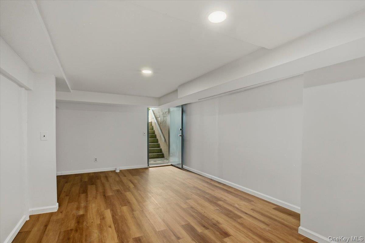 3494 Overlook Avenue – For Sale photo 10