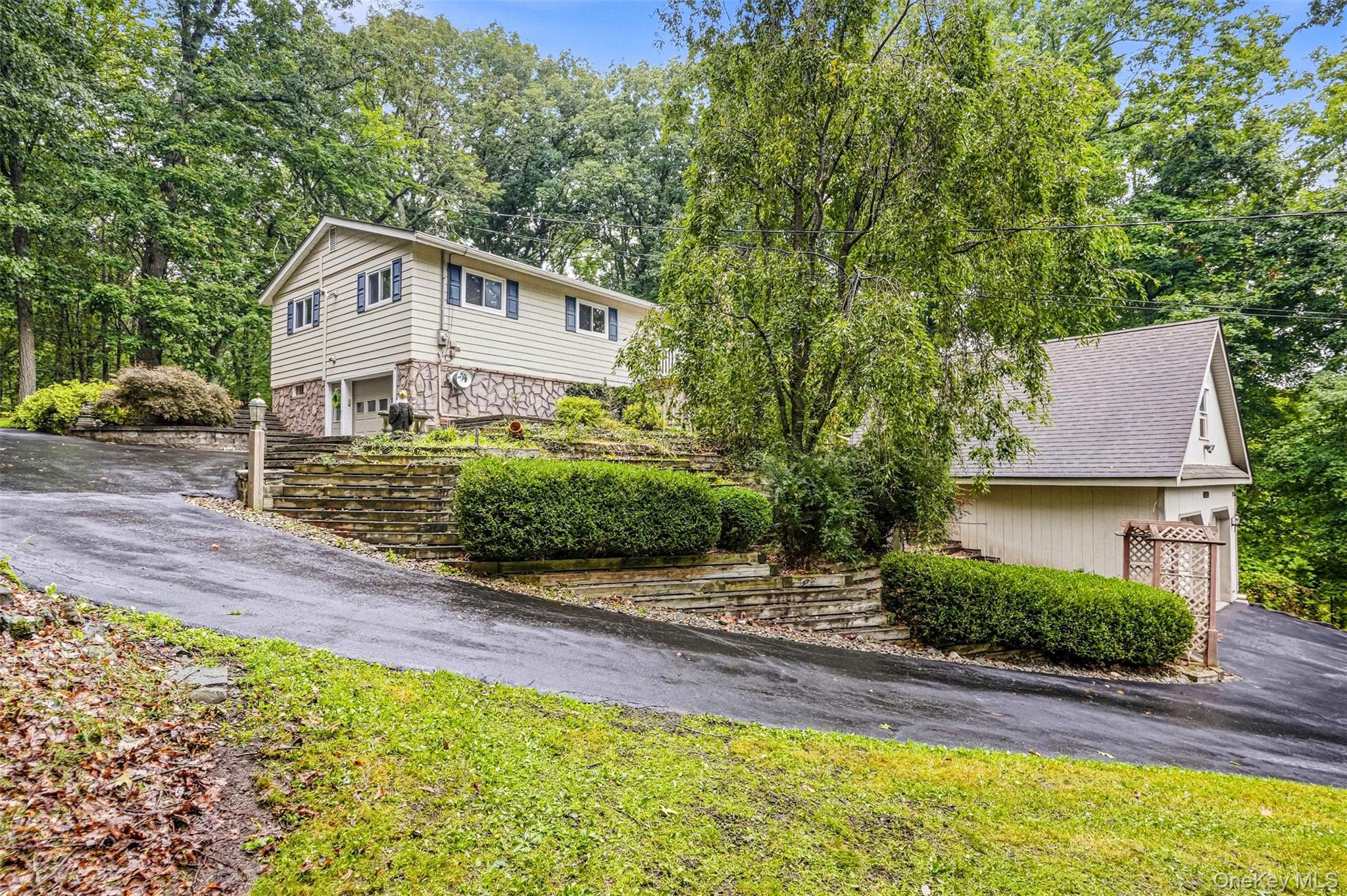 94 Jean Ridge Road – For Sale photo 3