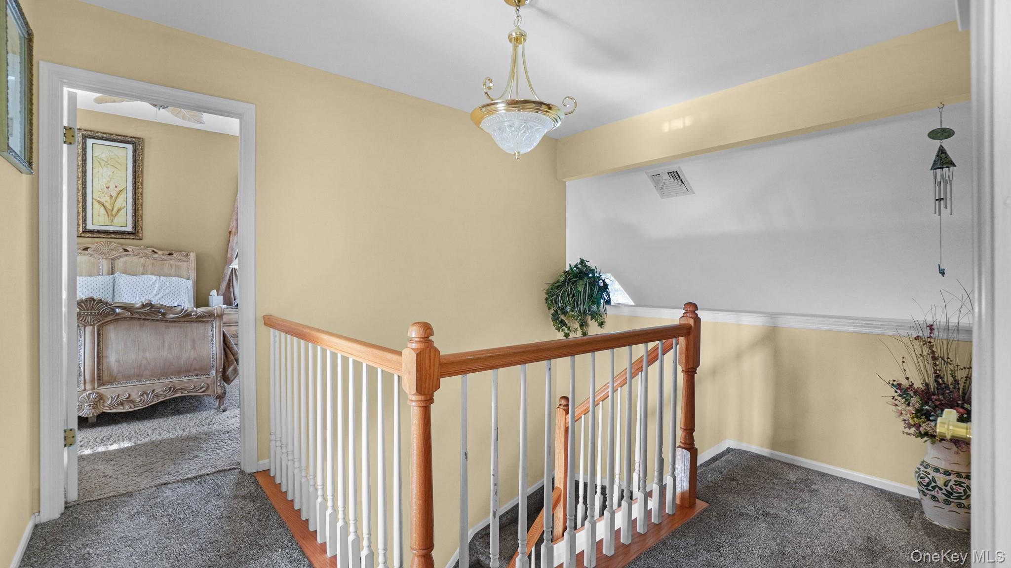 25 Laurel Lane – For Sale photo 34
