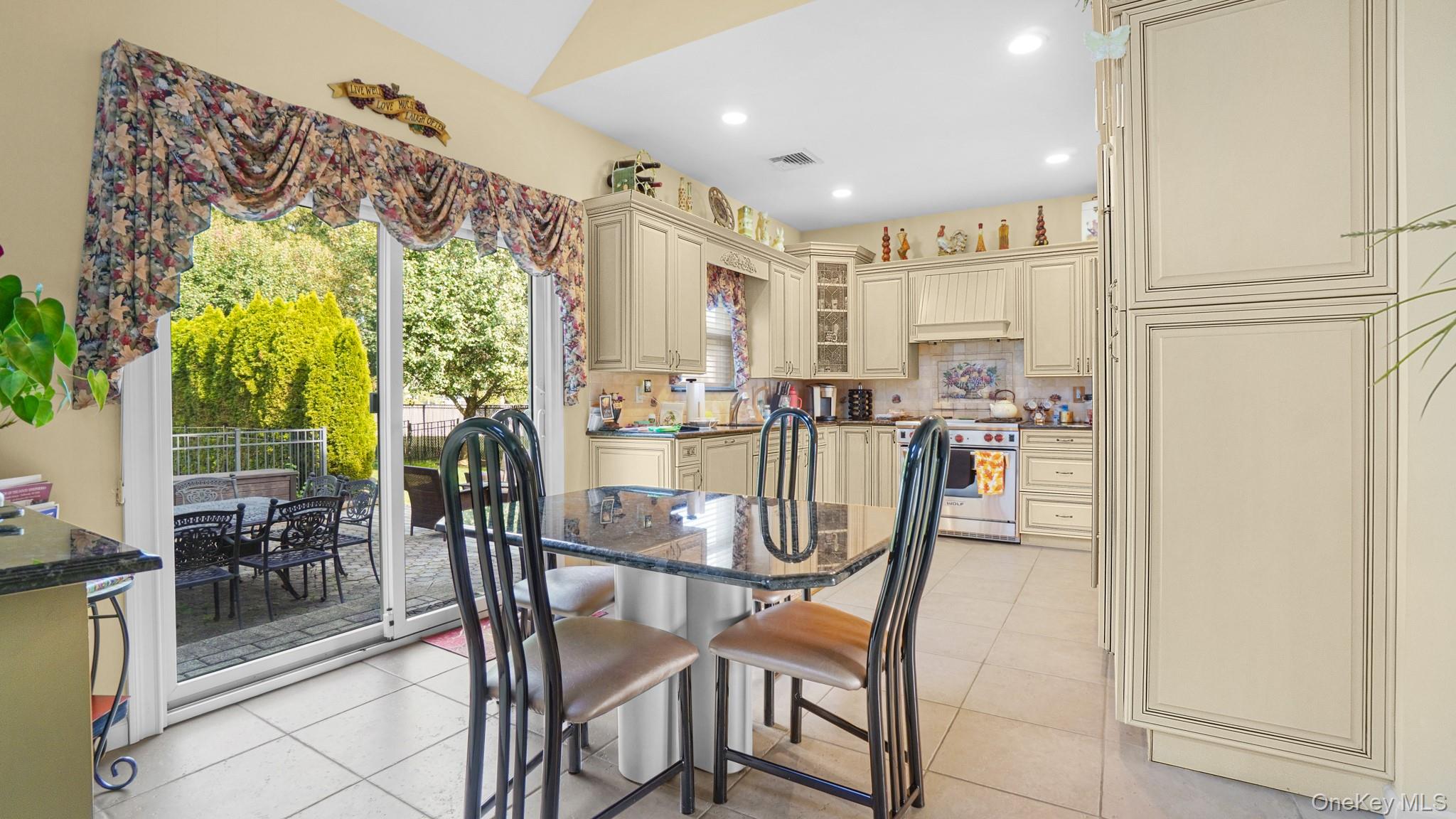 25 Laurel Lane – For Sale photo 27