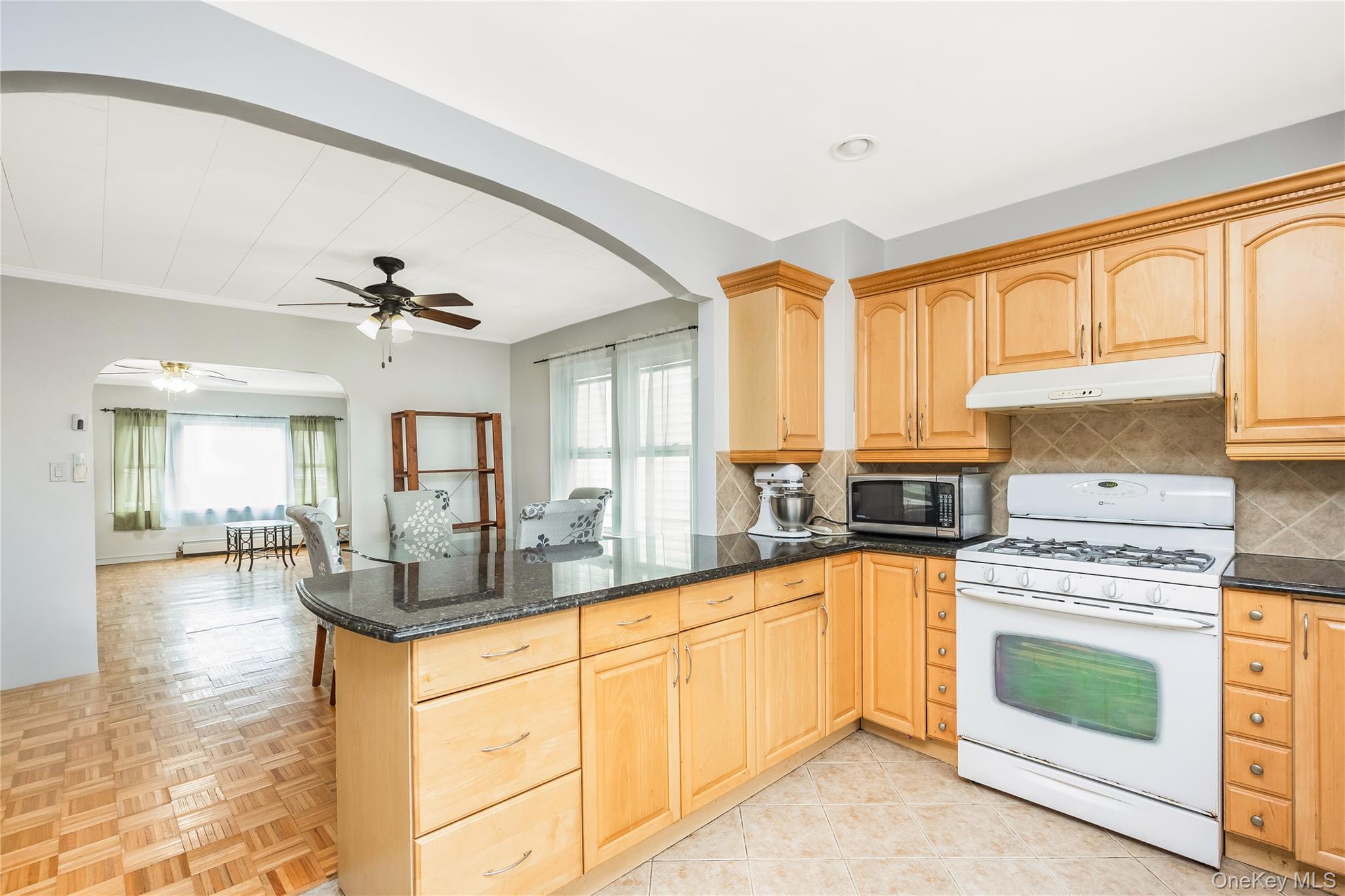 164-36 76th Avenue – For Sale photo 9