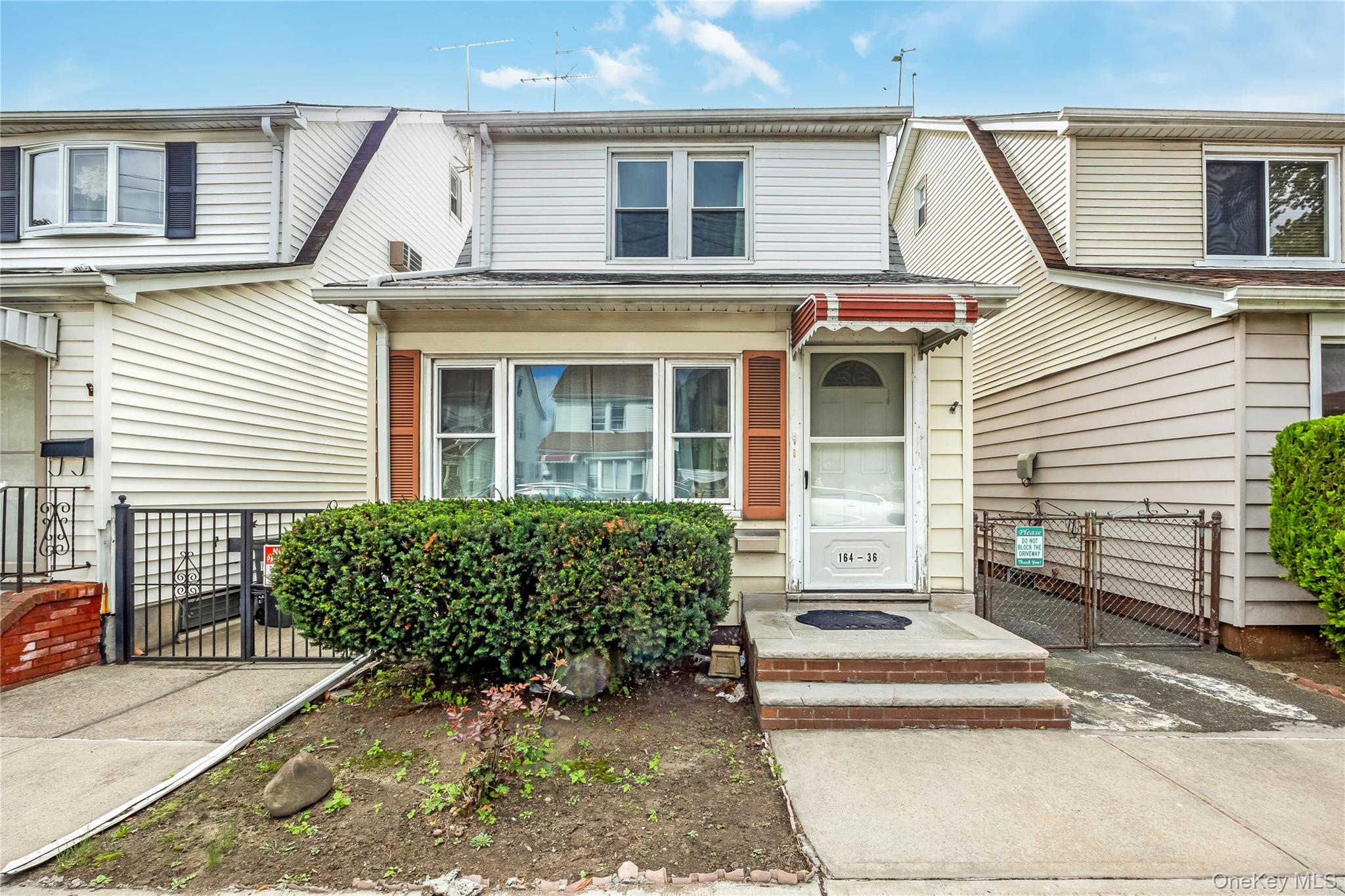 164-36 76th Avenue – For Sale