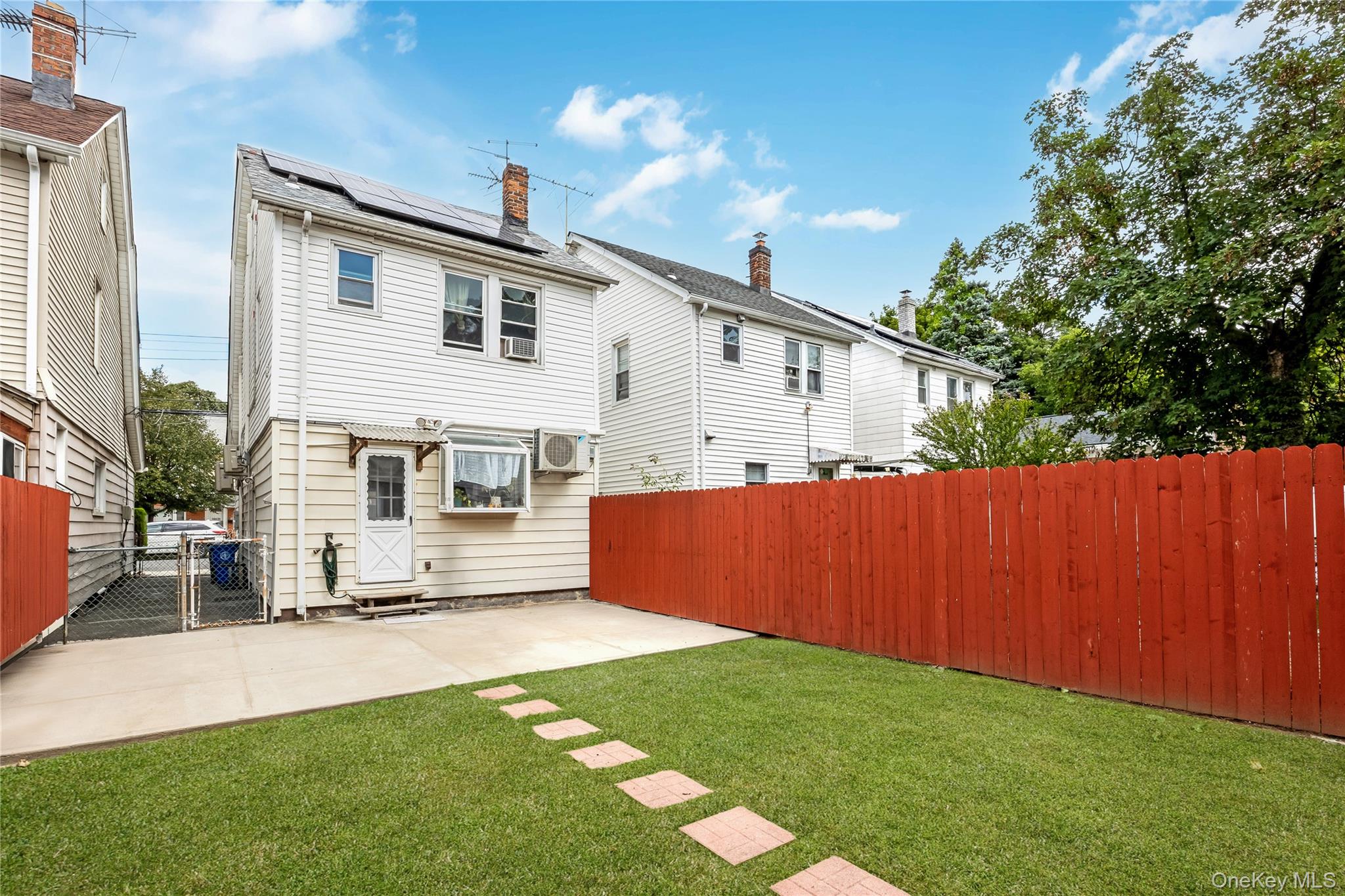 164-36 76th Avenue – For Sale photo 23