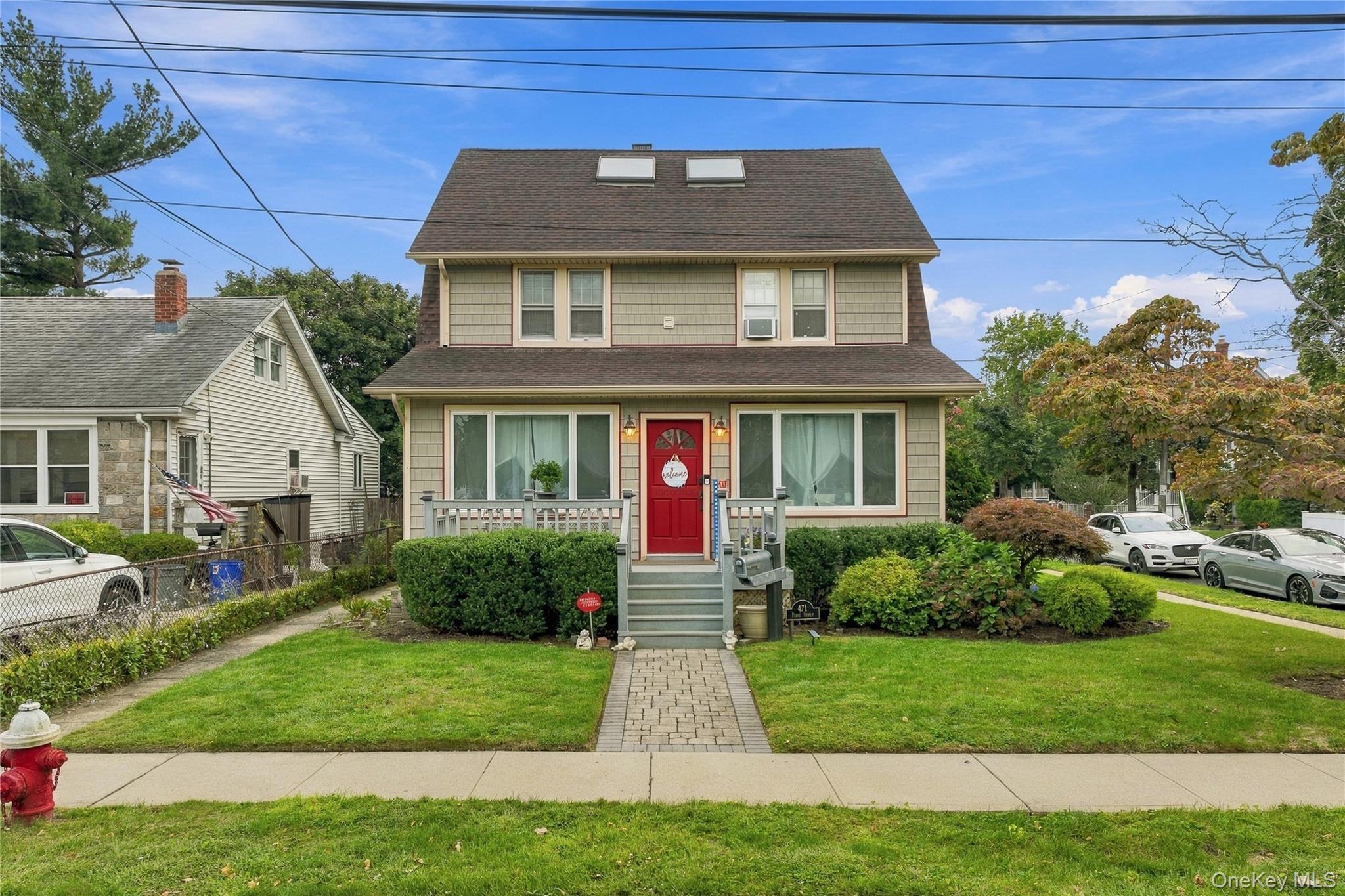 471 Pearl Street – For Sale