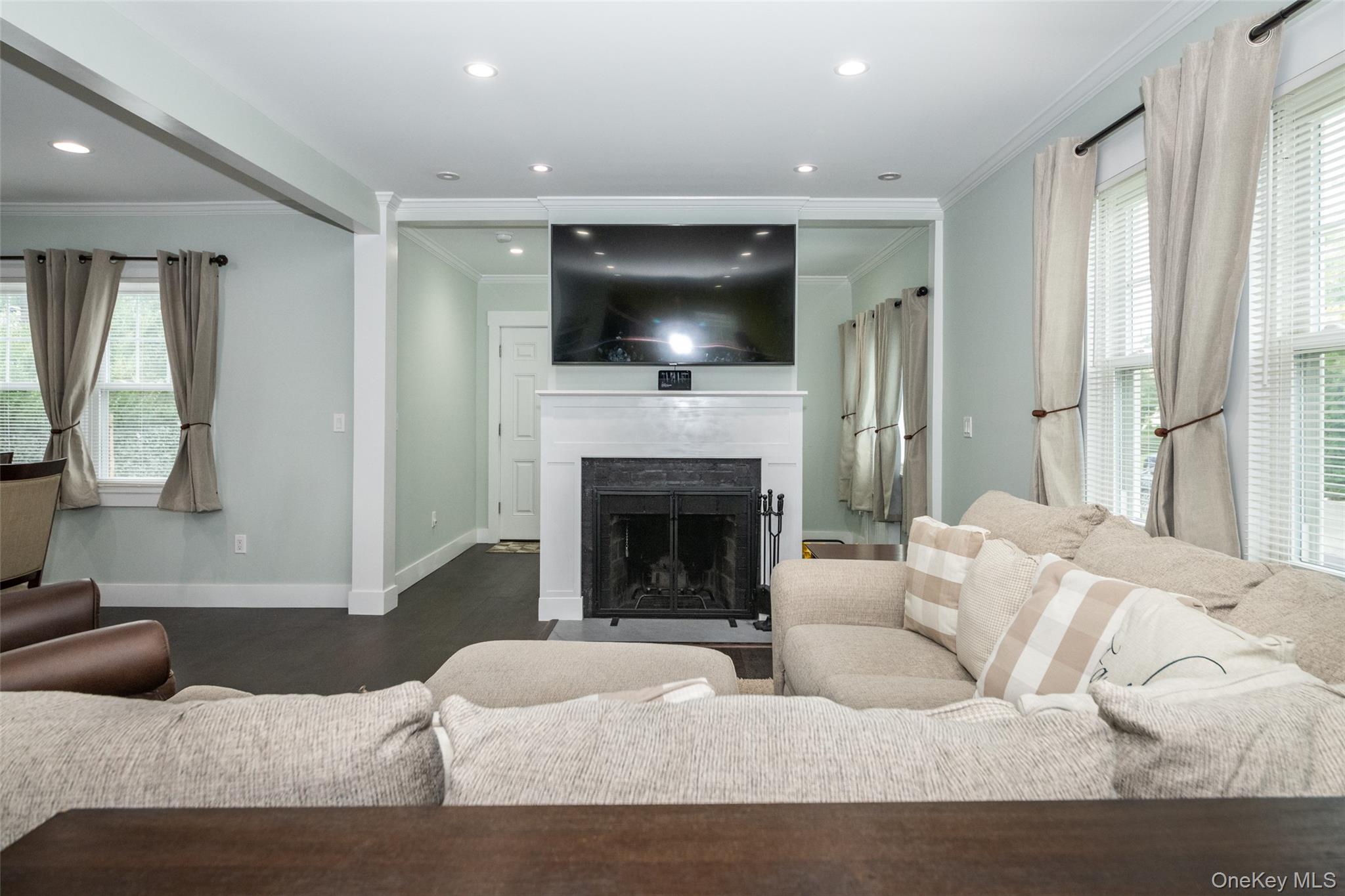 54 Ronalds Avenue – For Sale photo 3