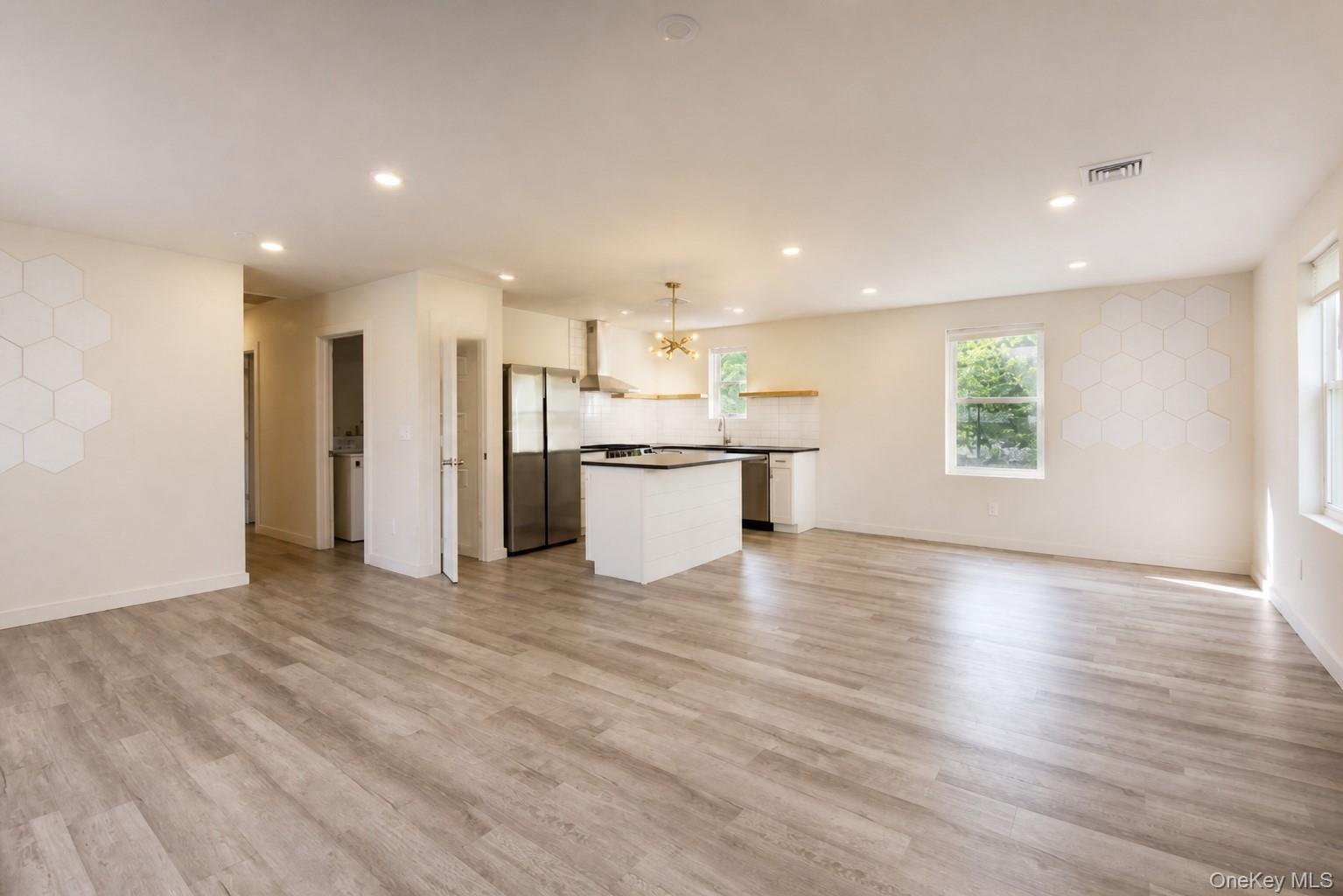 23 HIGHLAND Avenue – For Sale photo 5