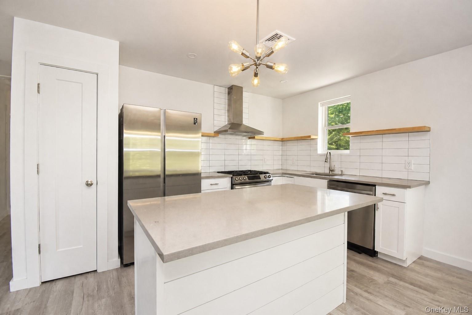 23 HIGHLAND Avenue – For Sale photo 10