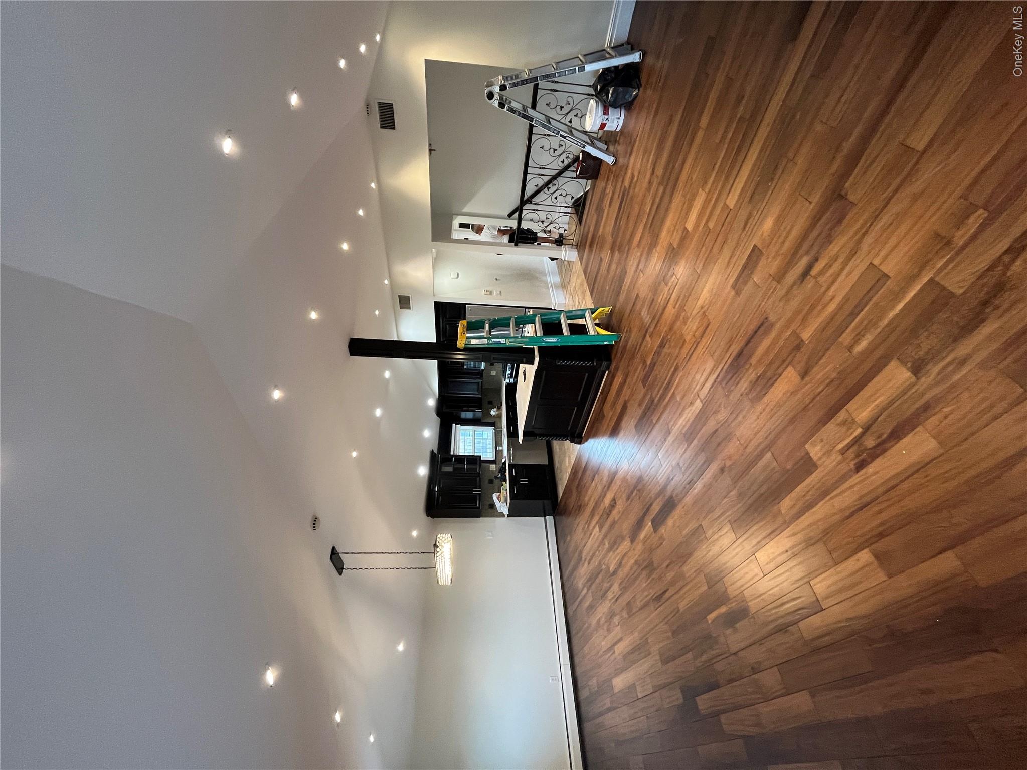 15810 95th Street Street, Unit 2 photo 5