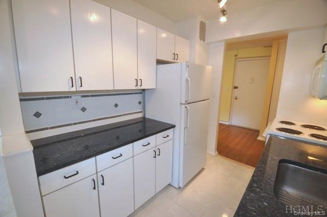 45 E Hartsdale Avenue, Unit 6K photo 14
