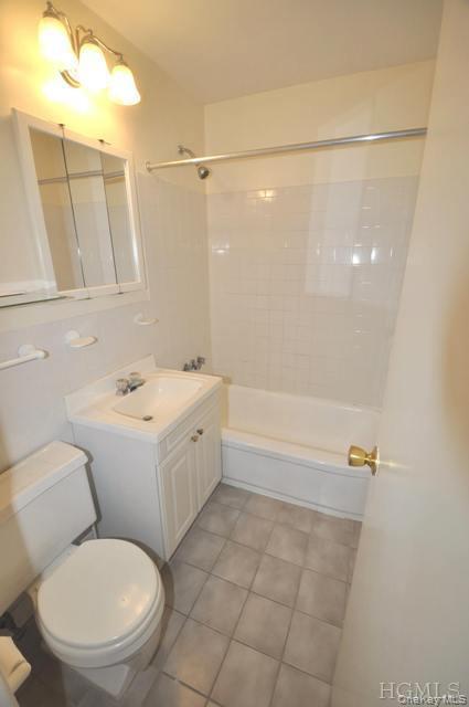 45 E Hartsdale Avenue, Unit 6K photo 28