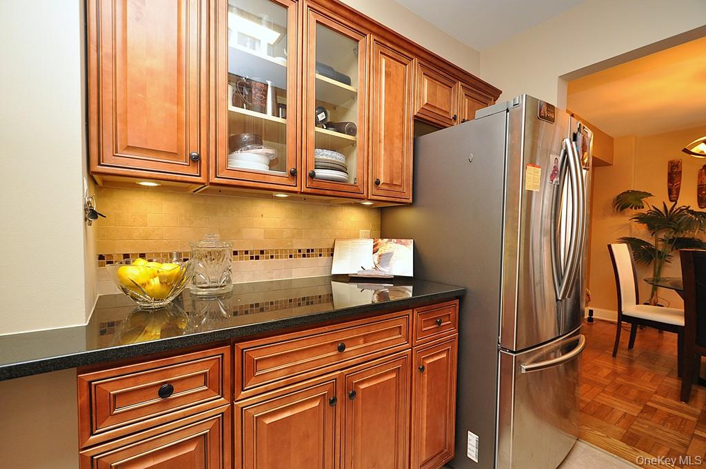 10 Old Mamaroneck Road, Unit 2A photo 9