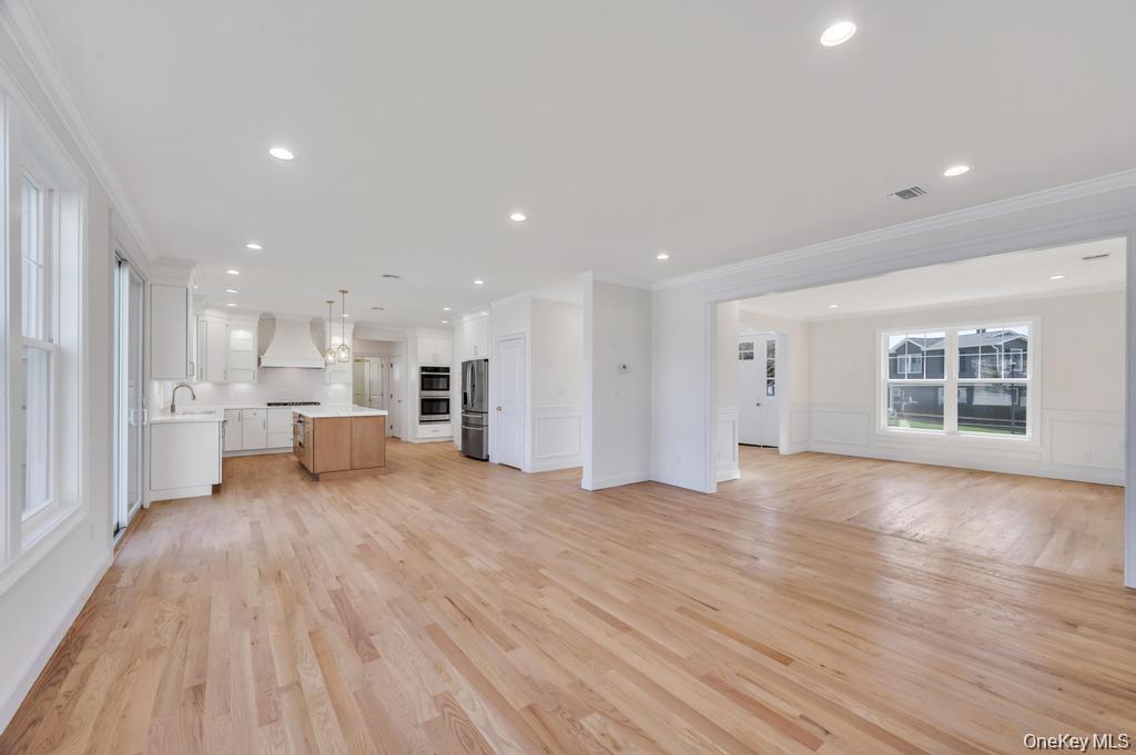 89 west Avenue – For Sale photo 15