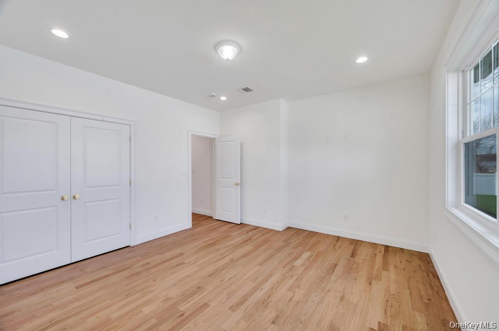 89 west Avenue – For Sale photo 19