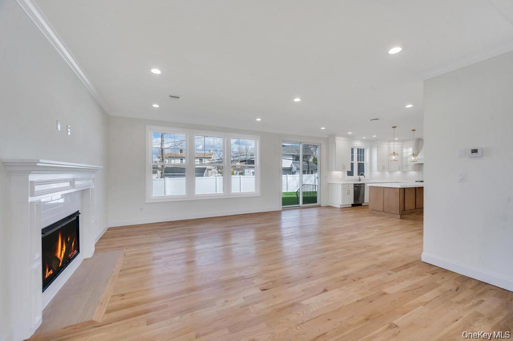 89 west Avenue – For Sale photo 16