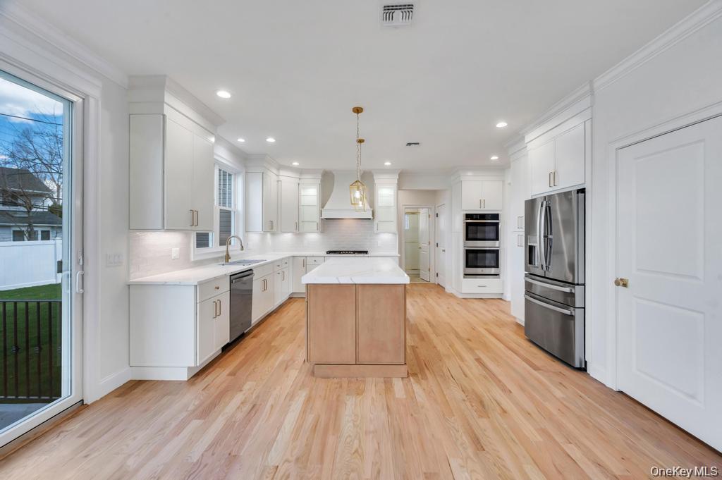 89 west Avenue – For Sale photo 9