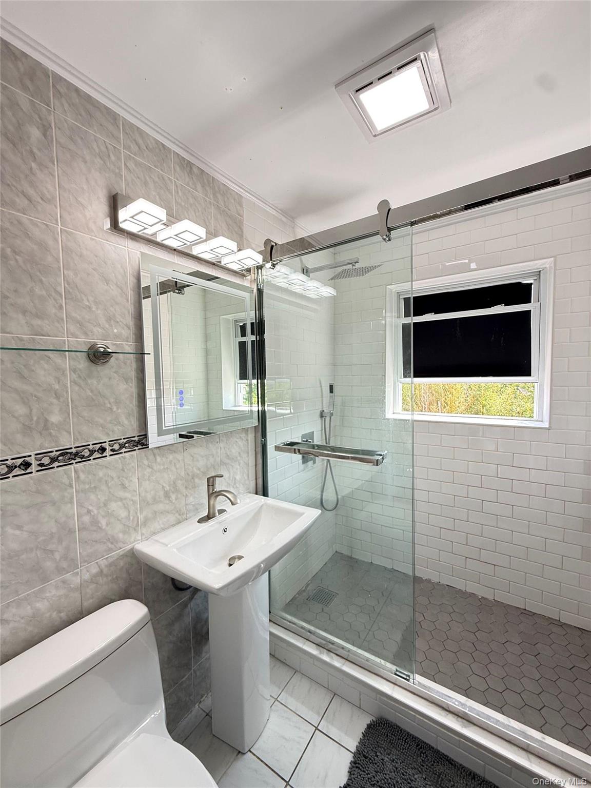 2944 Lurting Avenue – For Sale photo 8
