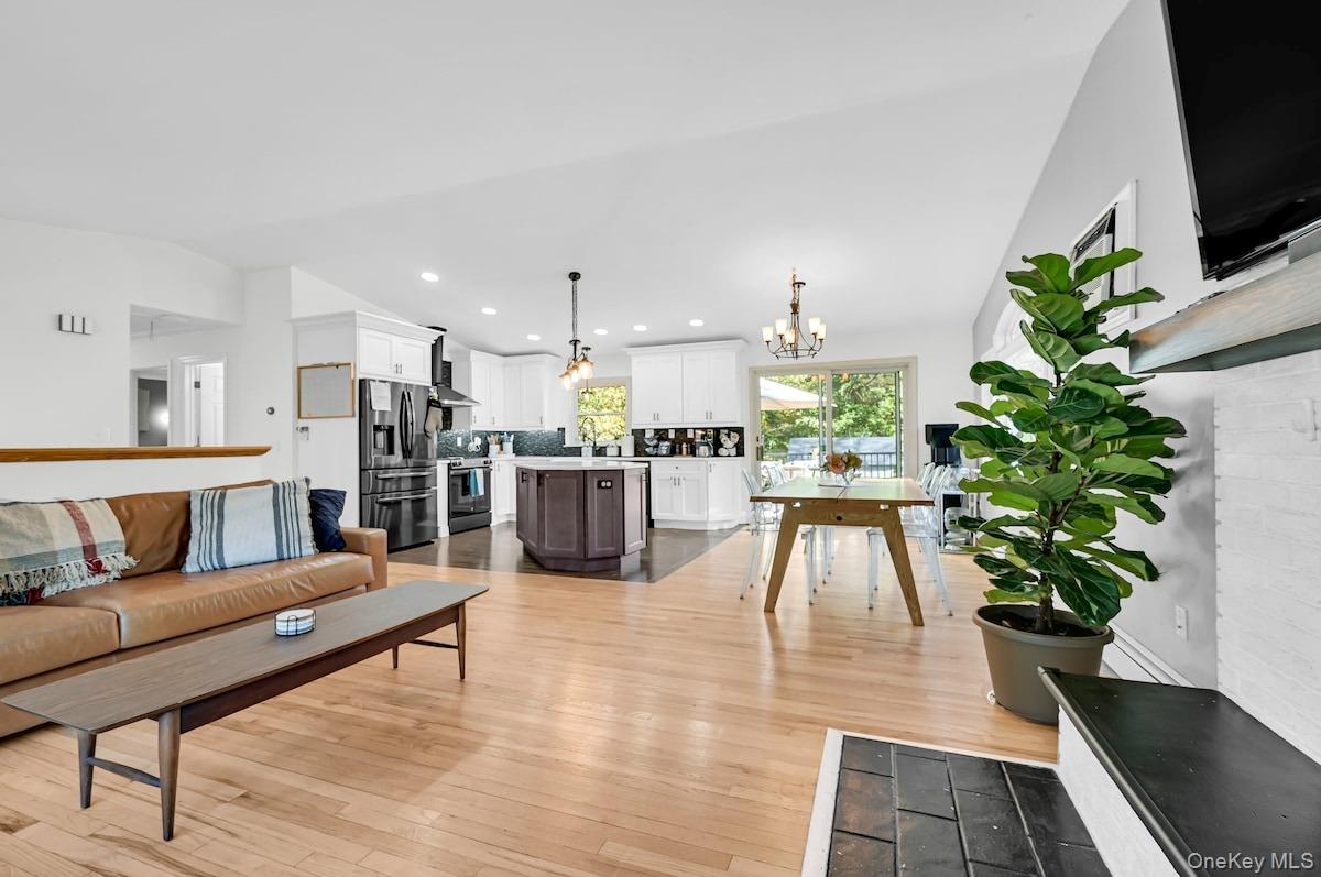2 Caroline Drive W – For Rent photo 6