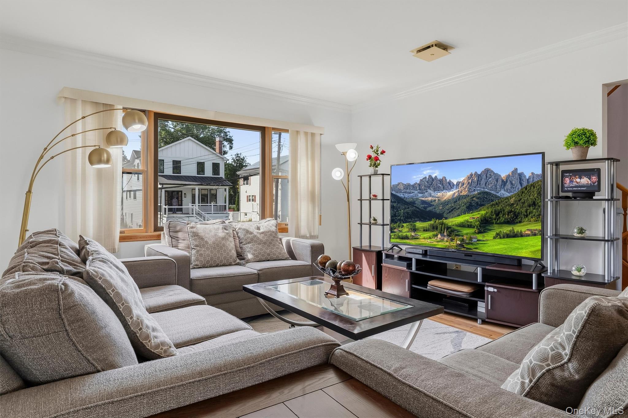 1 W Glen Avenue – For Sale photo 7