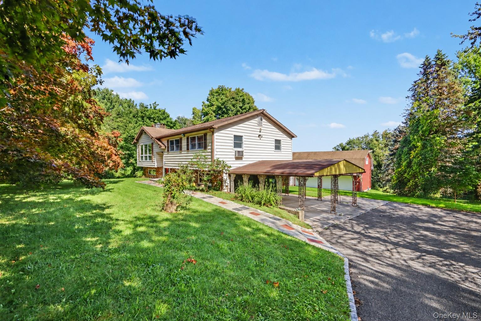 214 Starr Ridge Road – For Sale photo 3