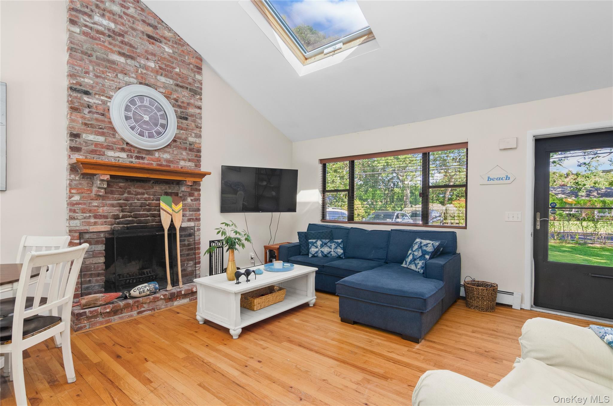 82 Argonne Road E – For Sale photo 4