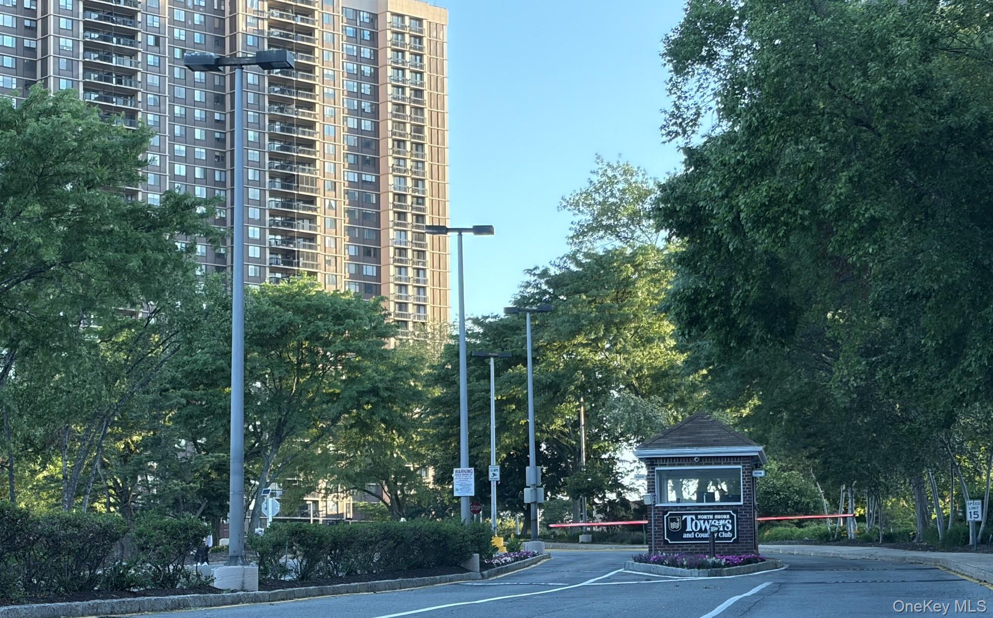 27110 Grand Central Parkway, Unit 30C photo 10