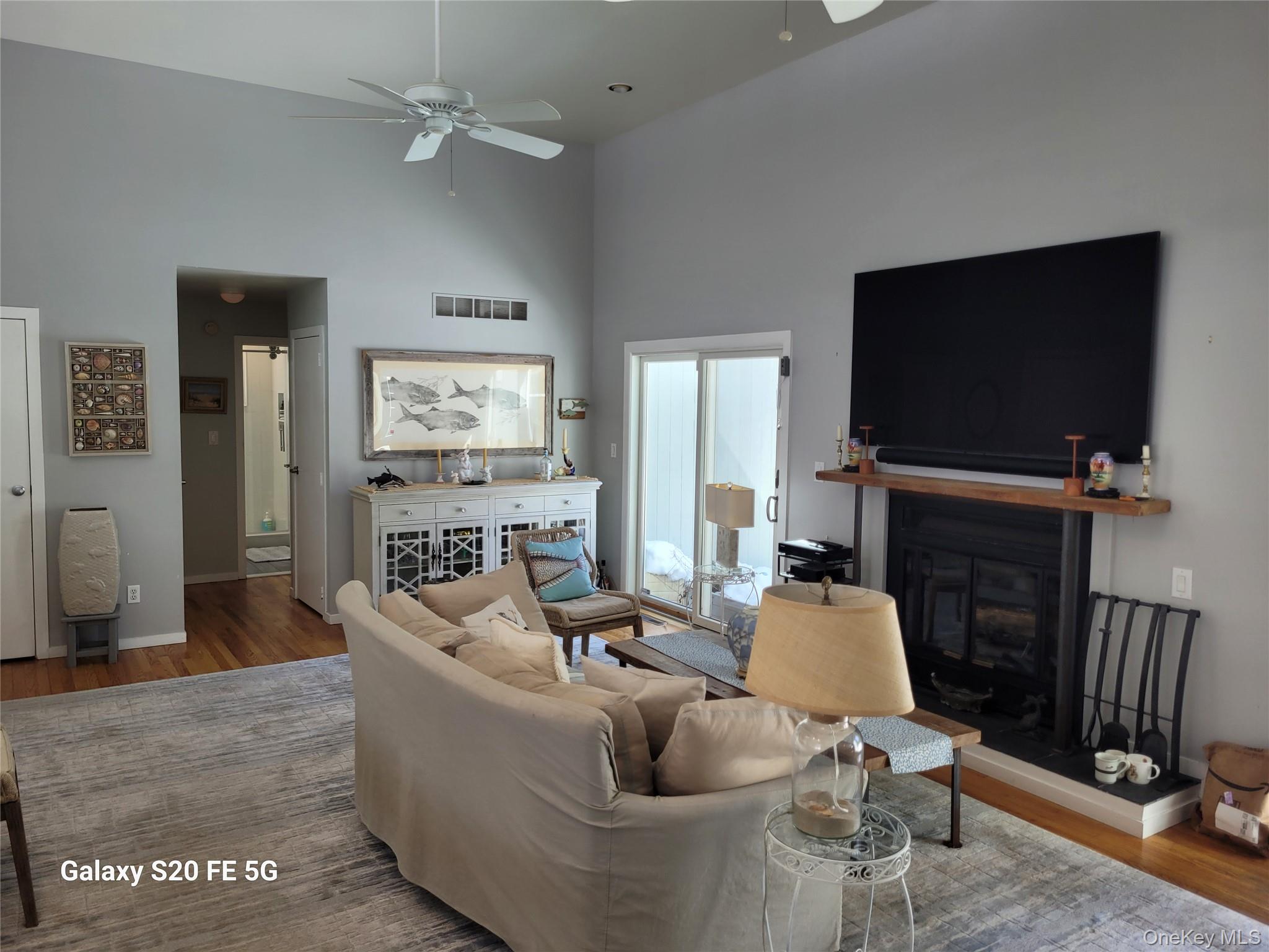 10 Glenmore Road – For Sale photo 11