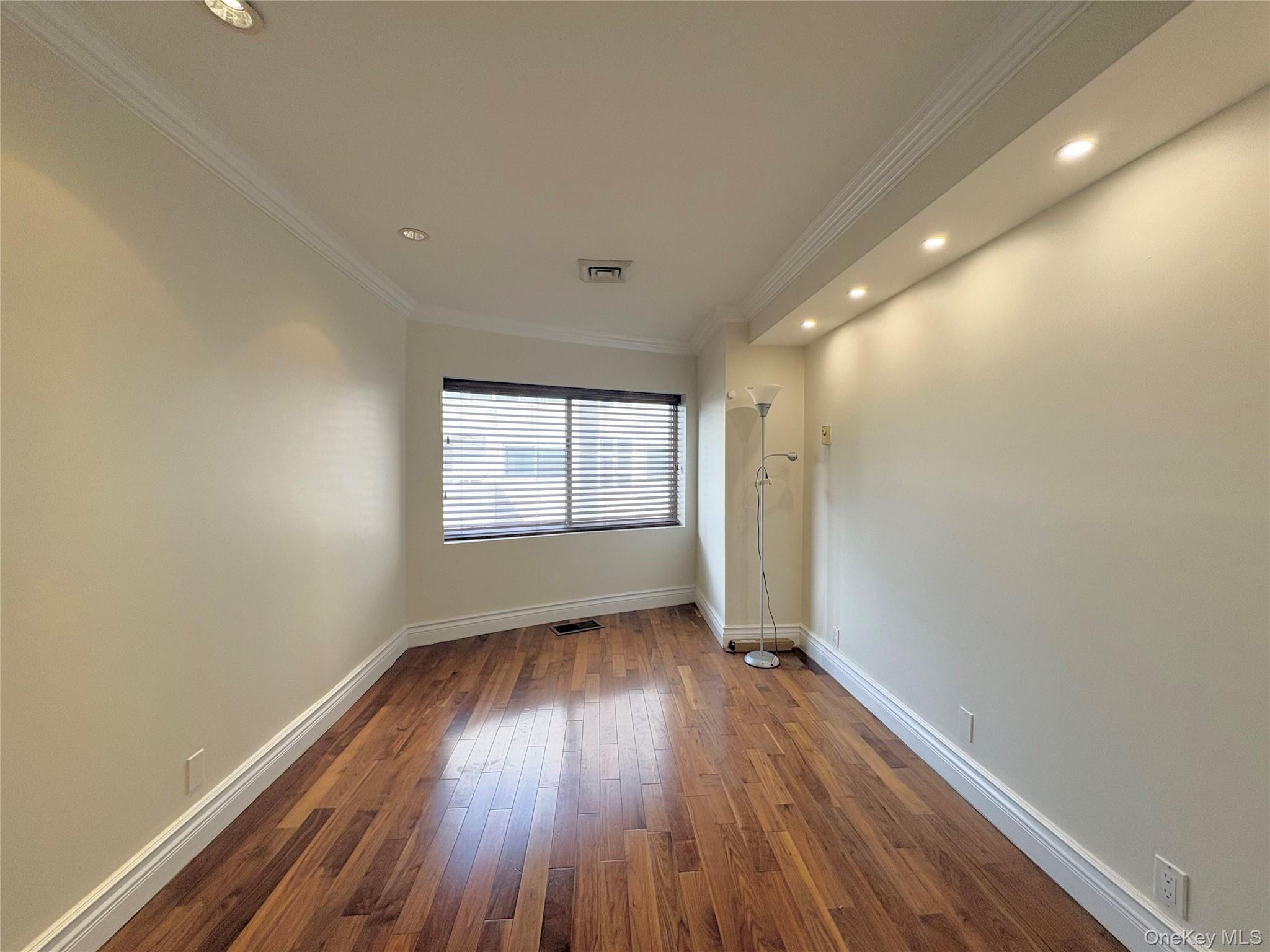 100 Cuttermill Road, Unit 3h photo 5