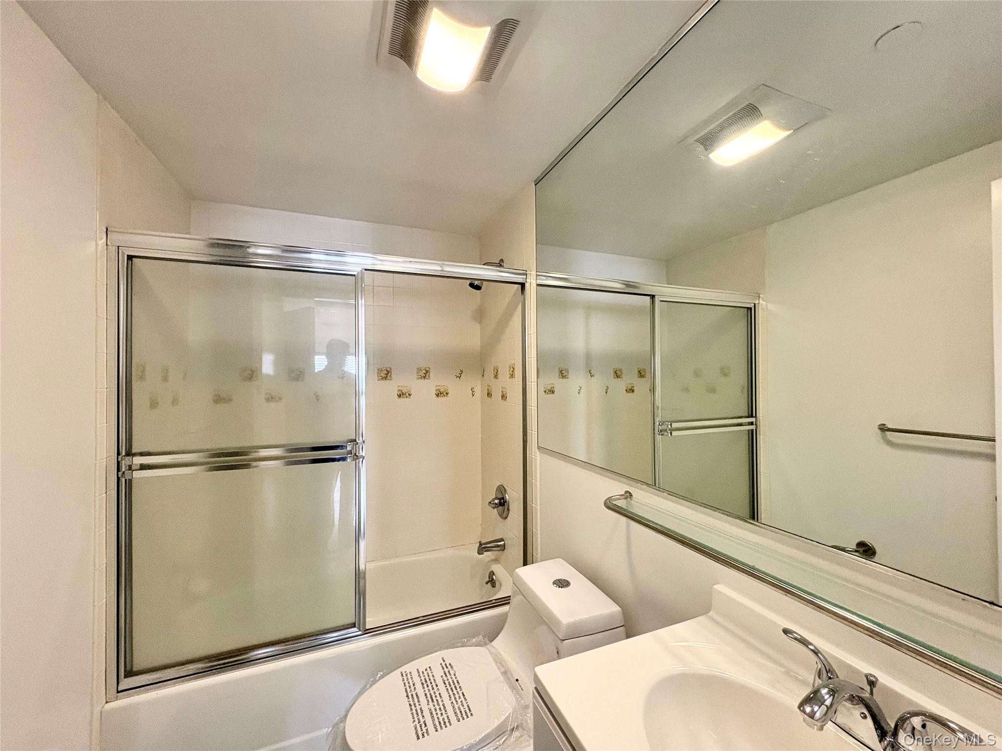 100 Cuttermill Road, Unit 3h photo 8