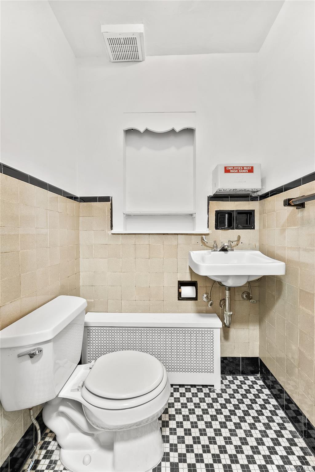 43-24 Morgan Street – For Sale photo 22