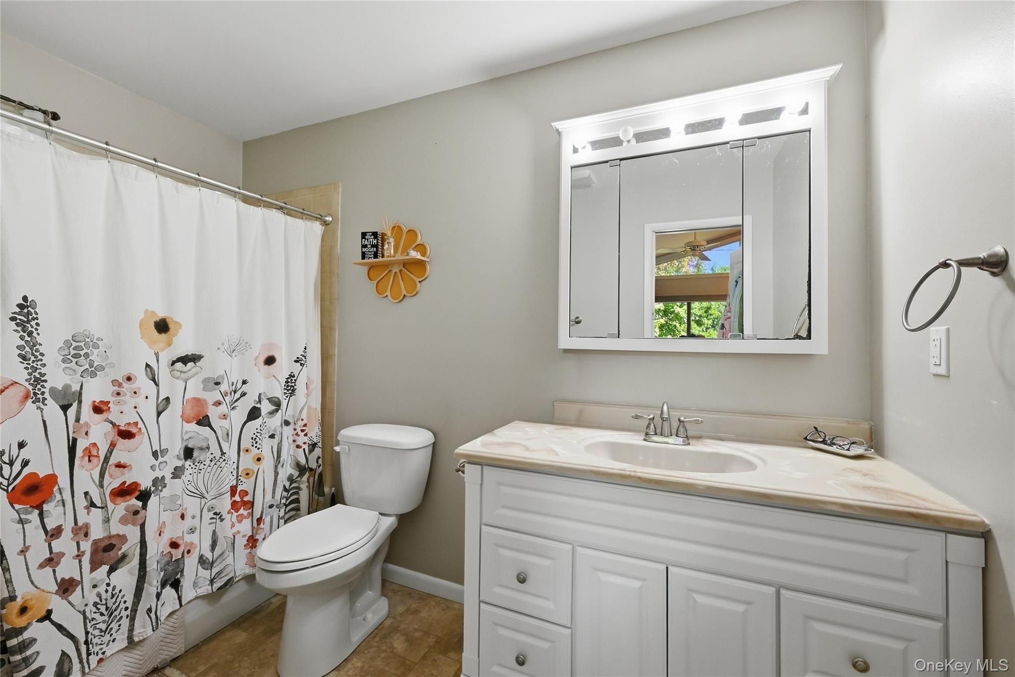 14 Young Street – For Sale photo 14