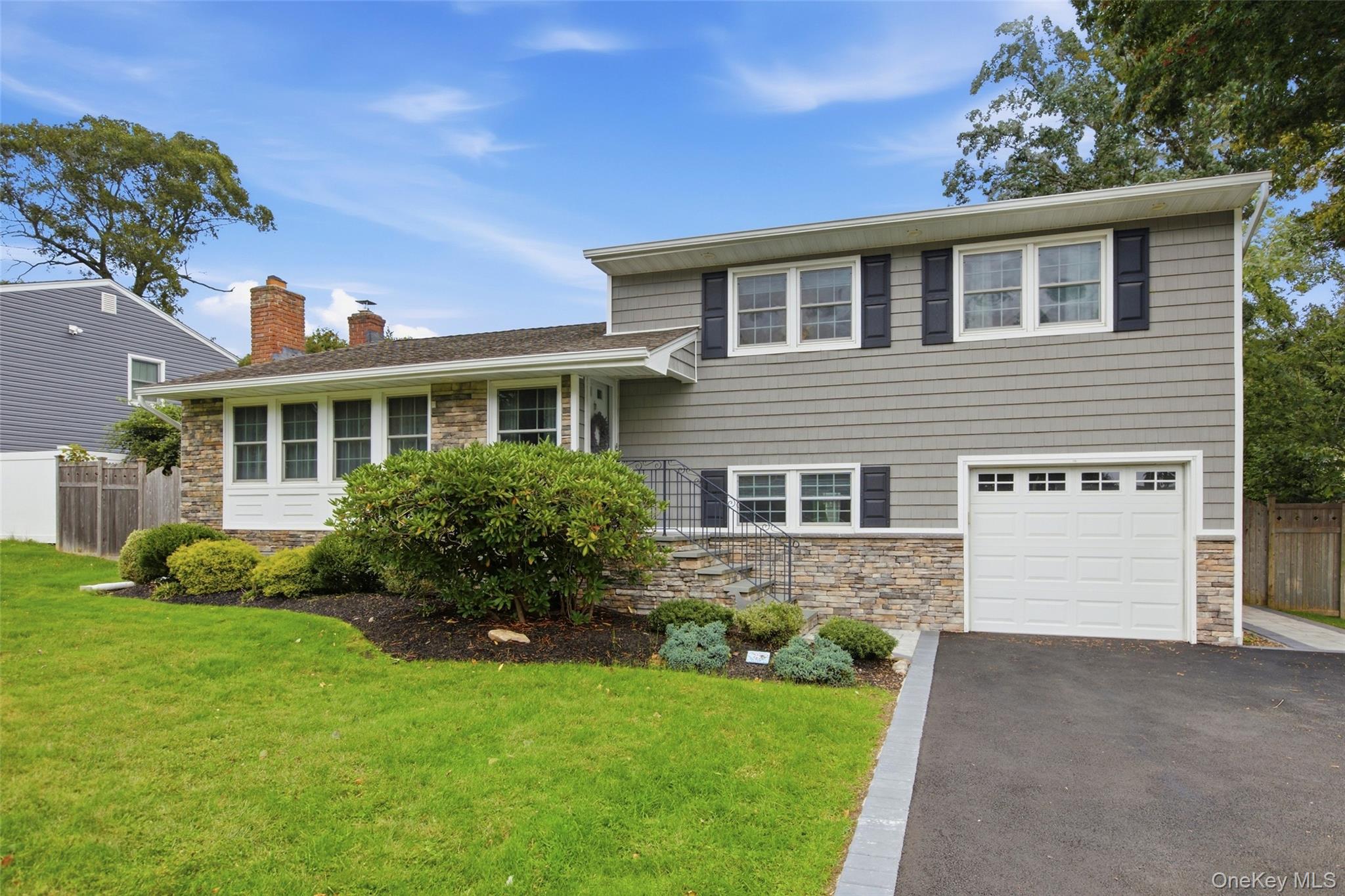 23 Apple Tree Drive – For Sale photo 2