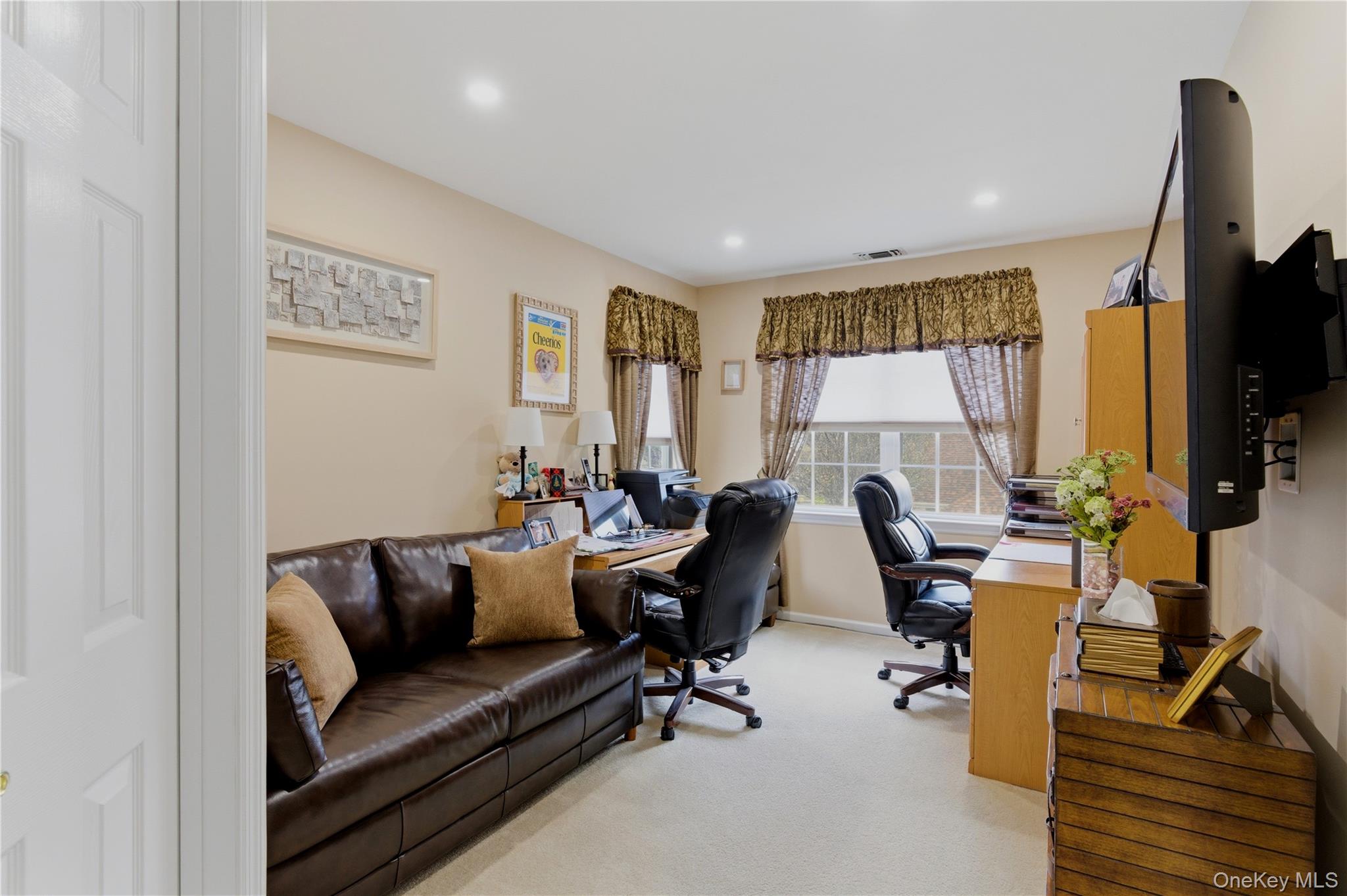 20 Kate Circle – For Sale photo 7