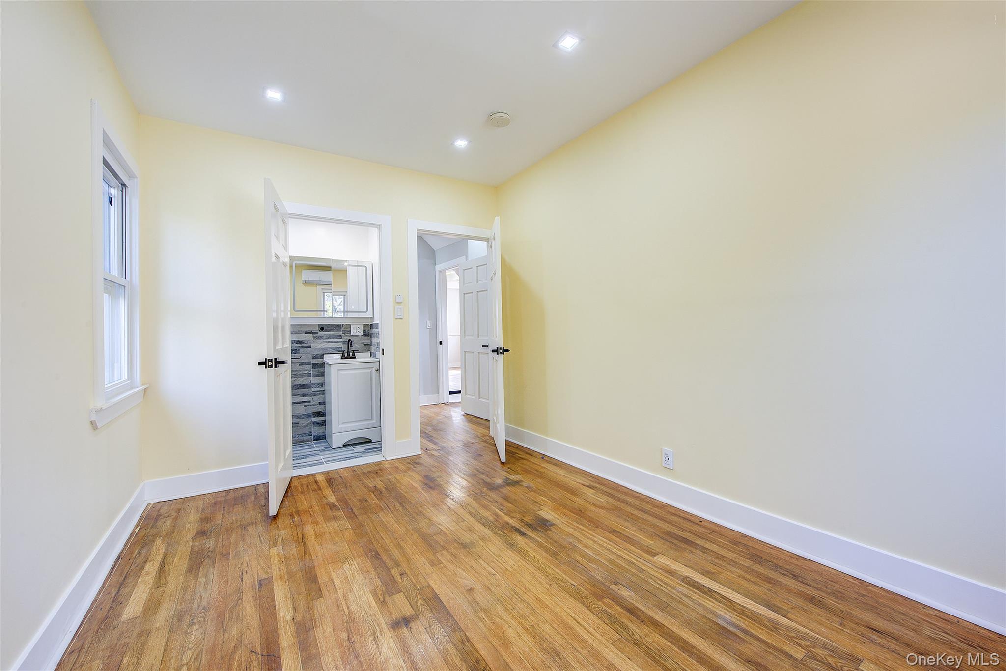 32-28 Utopia Parkway – For Sale photo 16